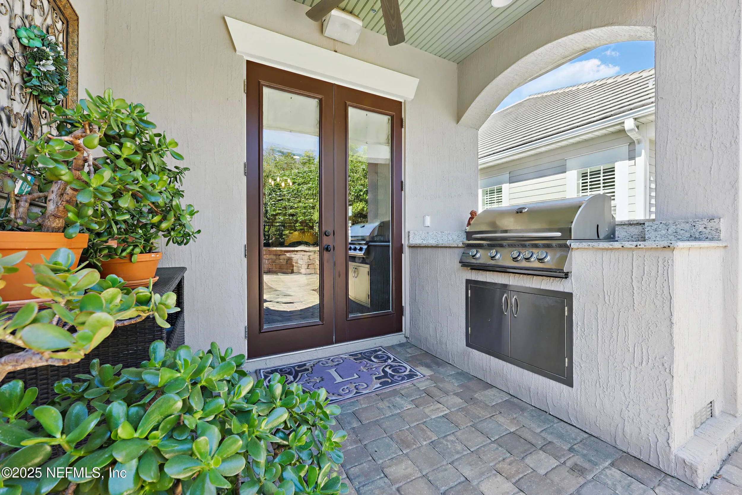 Jacksonville, Florida 32207, United States, 4 Bedrooms Bedrooms, ,5 BathroomsBathrooms,Residential,Pending,86558