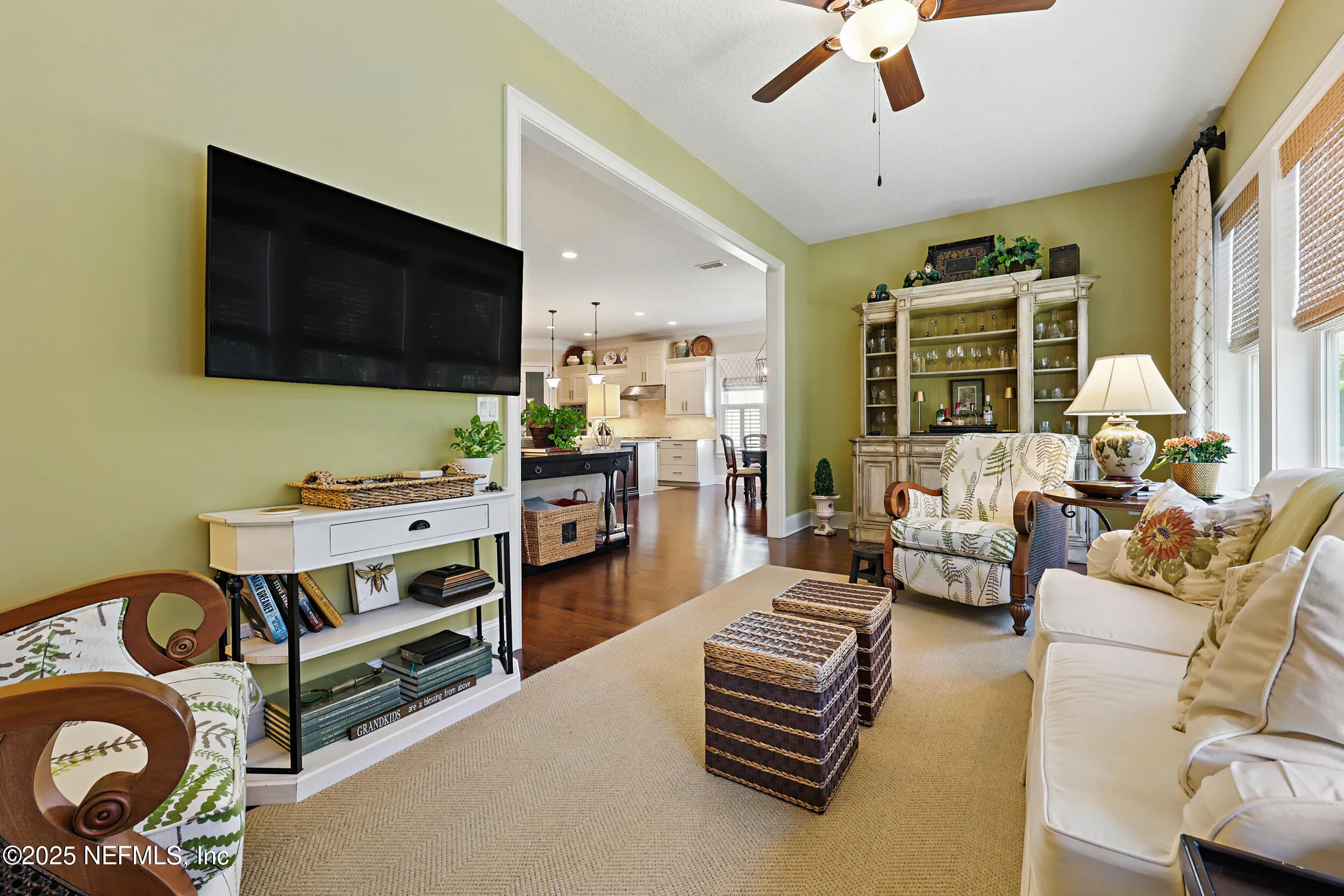 Jacksonville, Florida 32207, United States, 4 Bedrooms Bedrooms, ,5 BathroomsBathrooms,Residential,Pending,86558