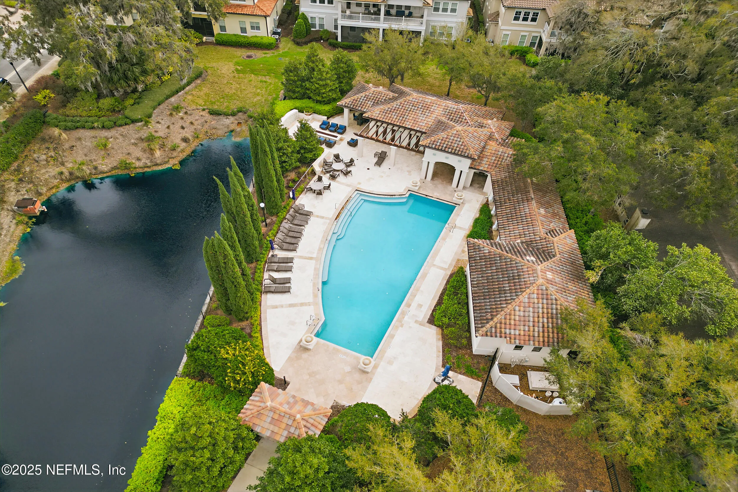 Jacksonville, Florida 32207, United States, 4 Bedrooms Bedrooms, ,5 BathroomsBathrooms,Residential,Pending,86558