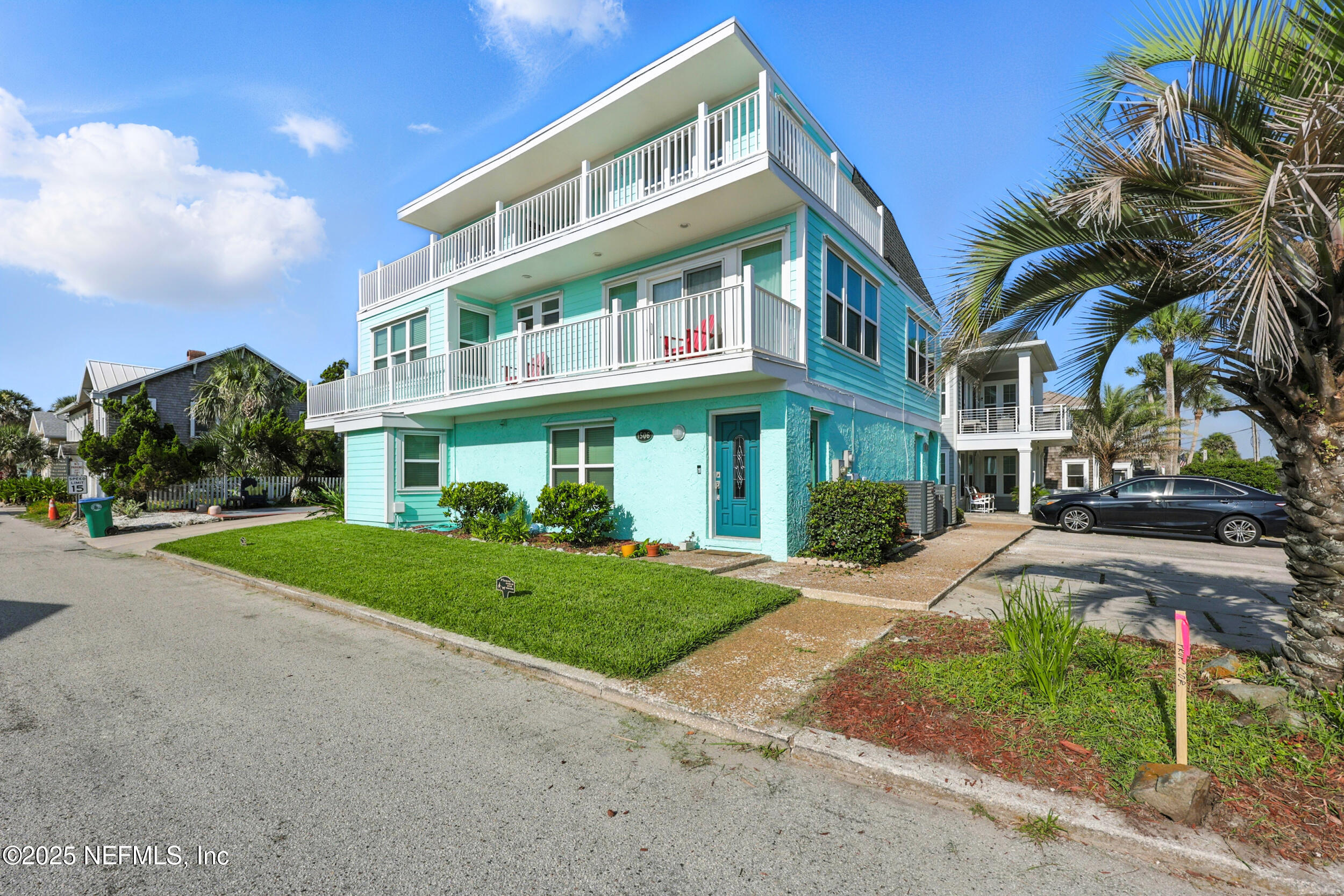 1506 STRAND Street