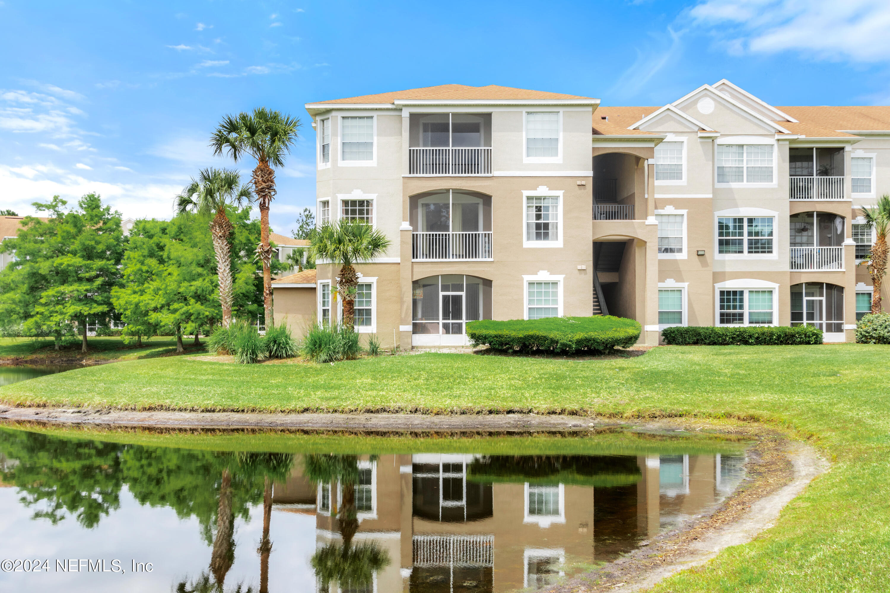 Jacksonville, FL home for sale located at 10550 Baymeadows Road Unit 908, Jacksonville, FL 32256