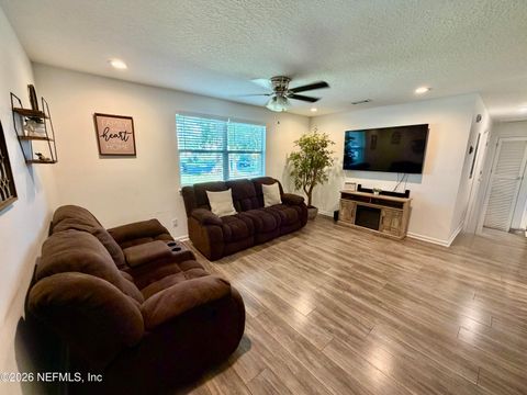 Photo of 4751 LINCREST Drive N, Jacksonville, FL 32208 (MLS # 2157023)