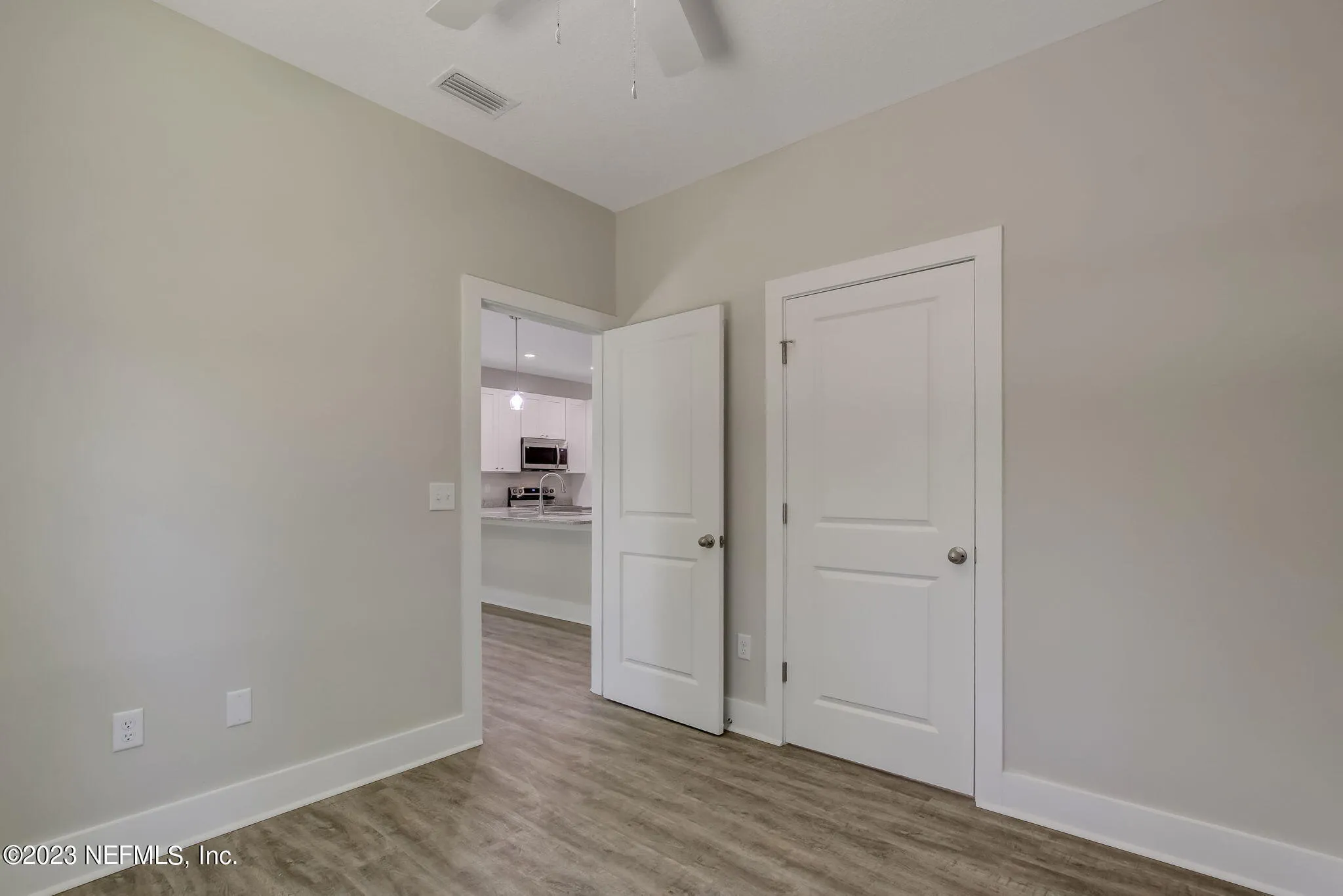 Fernandina Beach, Florida 32034, United States, 4 Bedrooms Bedrooms, ,3 BathroomsBathrooms,Residential,Pending,18043