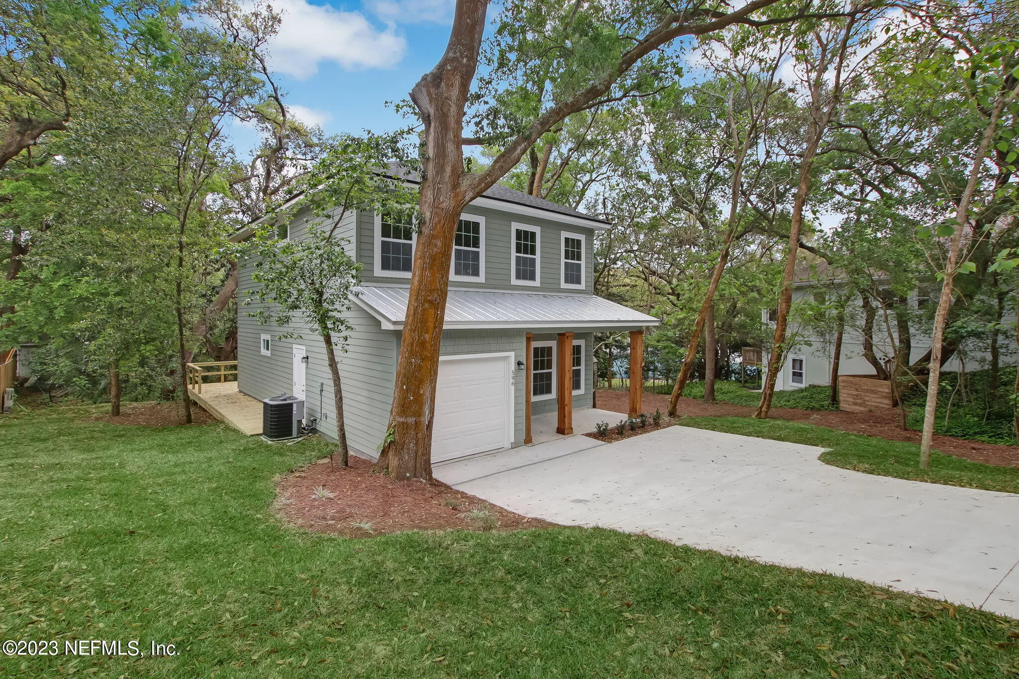 Fernandina Beach, Florida 32034, United States, 4 Bedrooms Bedrooms, ,3 BathroomsBathrooms,Residential,Pending,18043