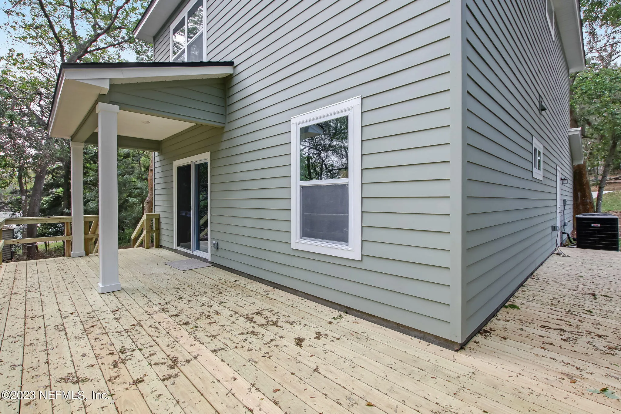 Fernandina Beach, Florida 32034, United States, 4 Bedrooms Bedrooms, ,3 BathroomsBathrooms,Residential,Pending,18043