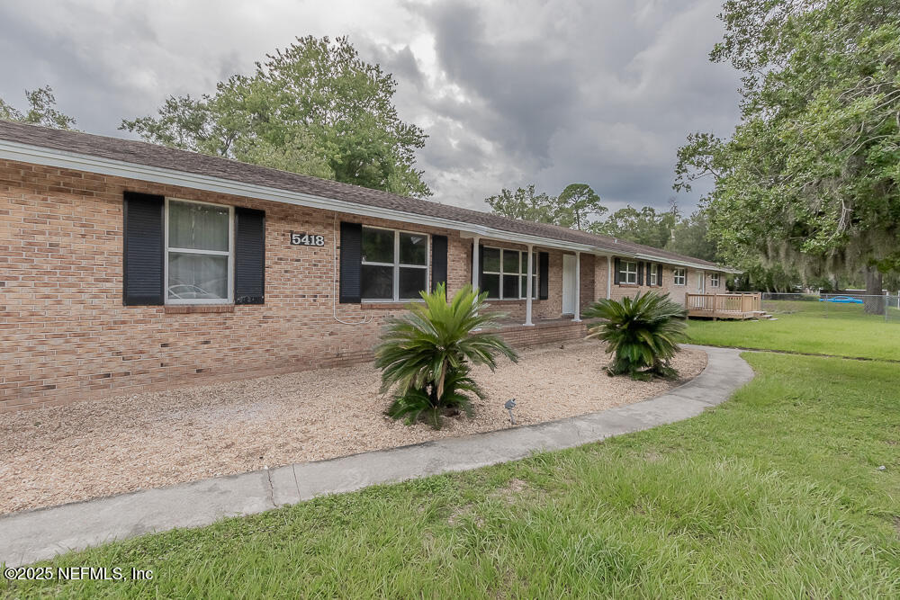 5418 TEAKWOOD Lane