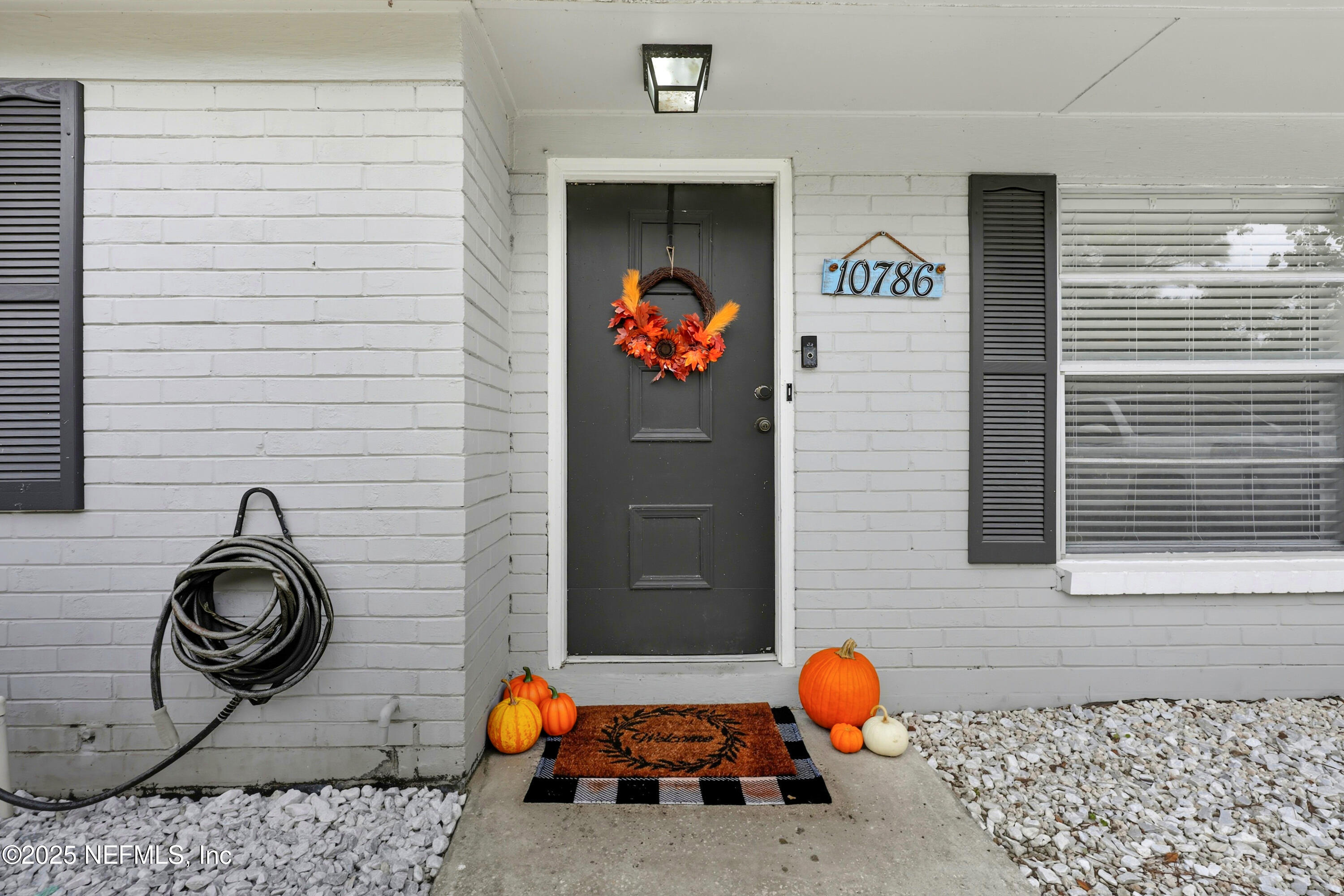 10786 HAPPY VALE Road