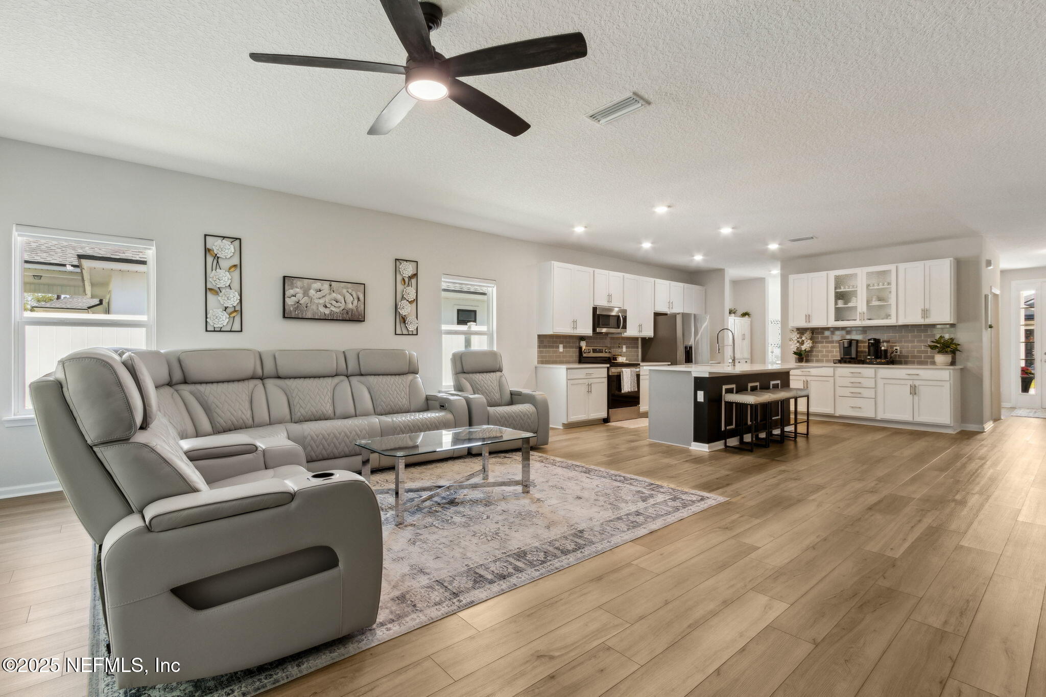 86781 LAZY LAKE Circle