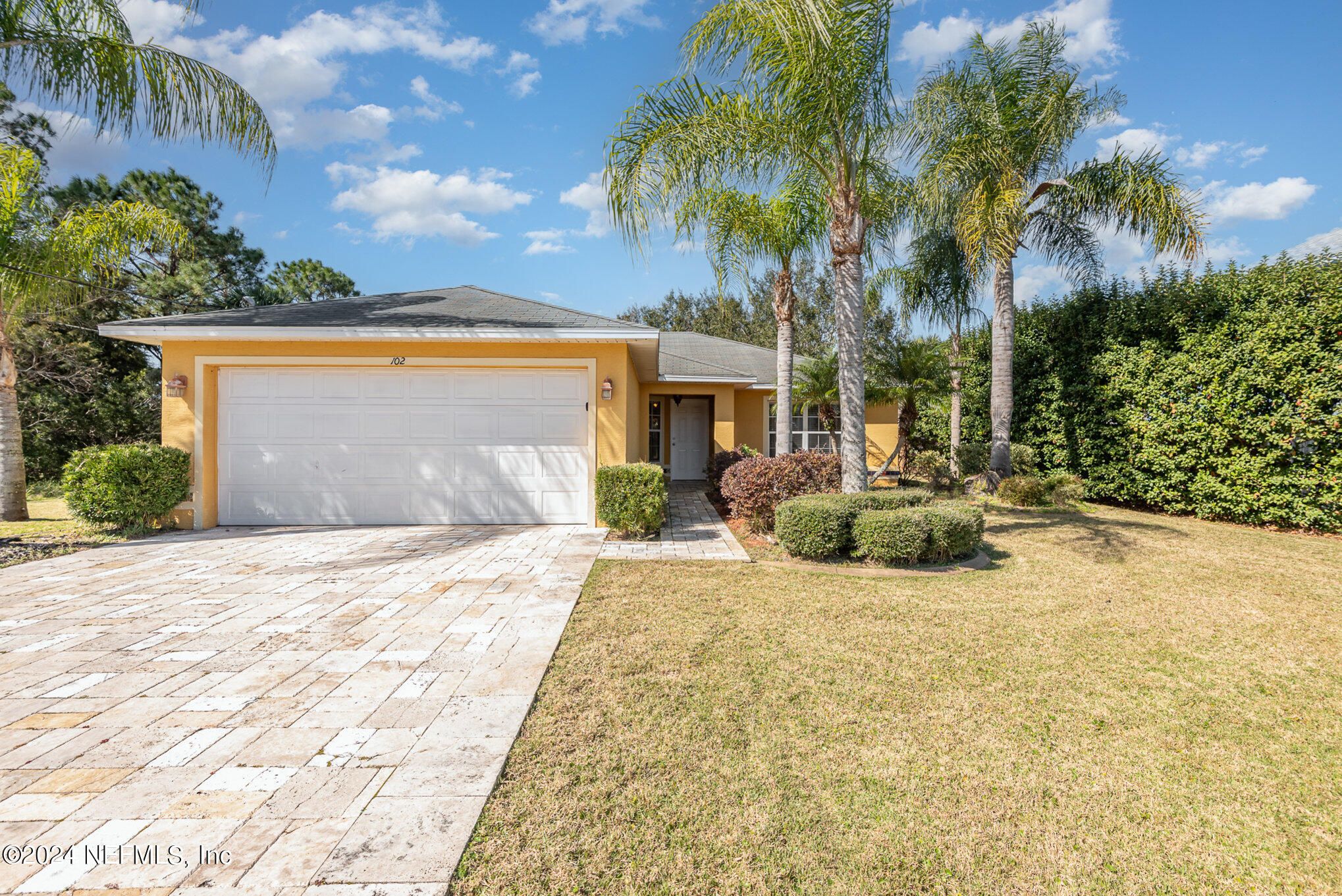 Palm Coast, FL home for sale located at 102 Luther Drive, Palm Coast, FL 32137