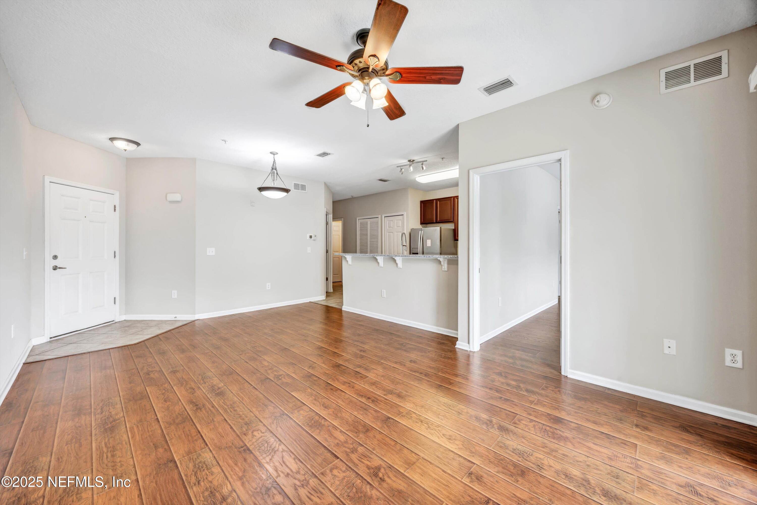 5006 KEY LIME Drive 203
