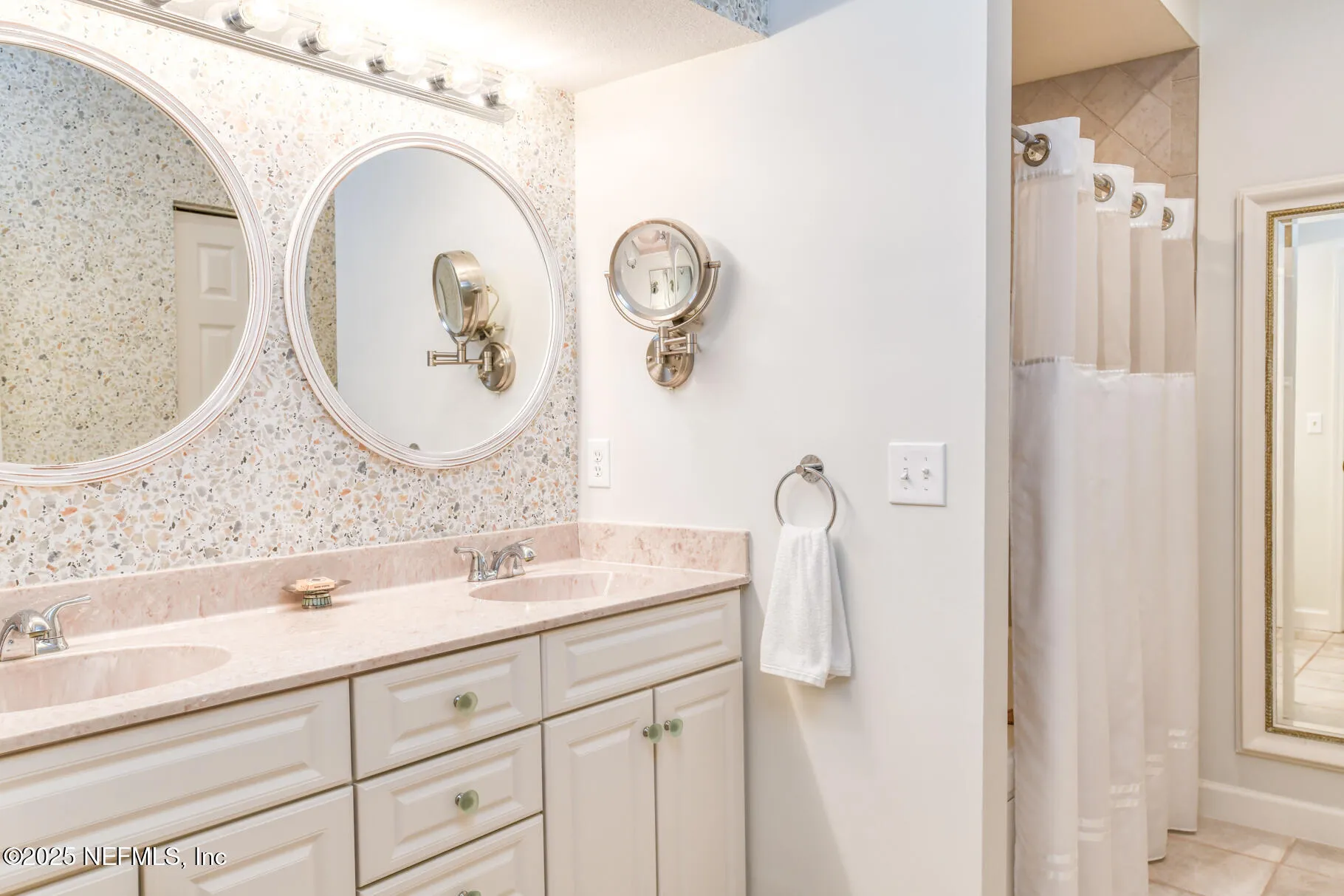 St. Augustine, Florida 32084, United States, 3 Bedrooms Bedrooms, ,2 BathroomsBathrooms,Residential,Active,102504