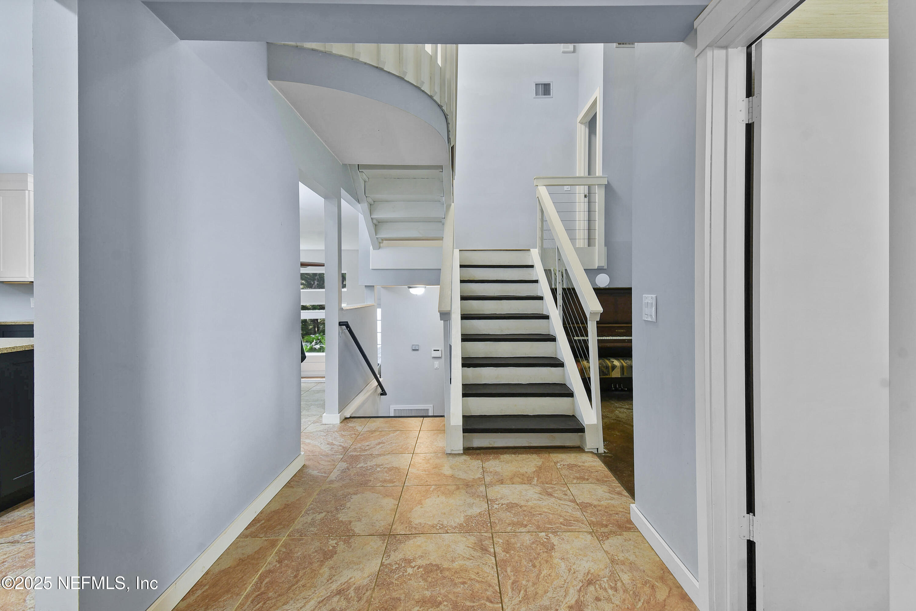 214 RAINTREE Trail