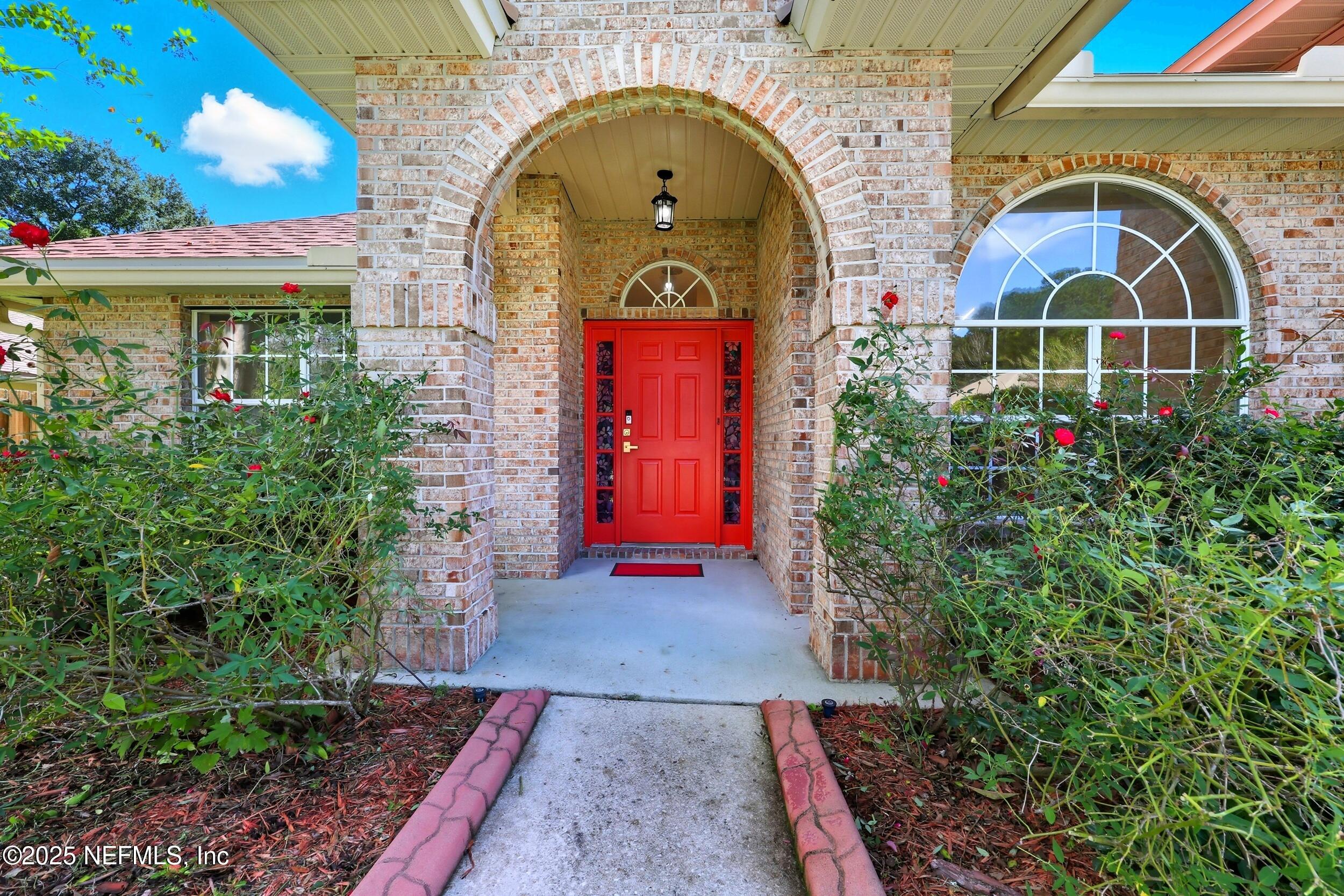 541 GRAND PARKE Drive