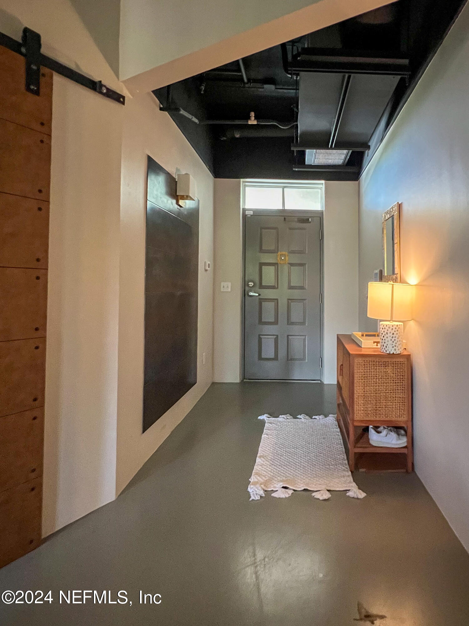 2064 HERSCHEL Street 205