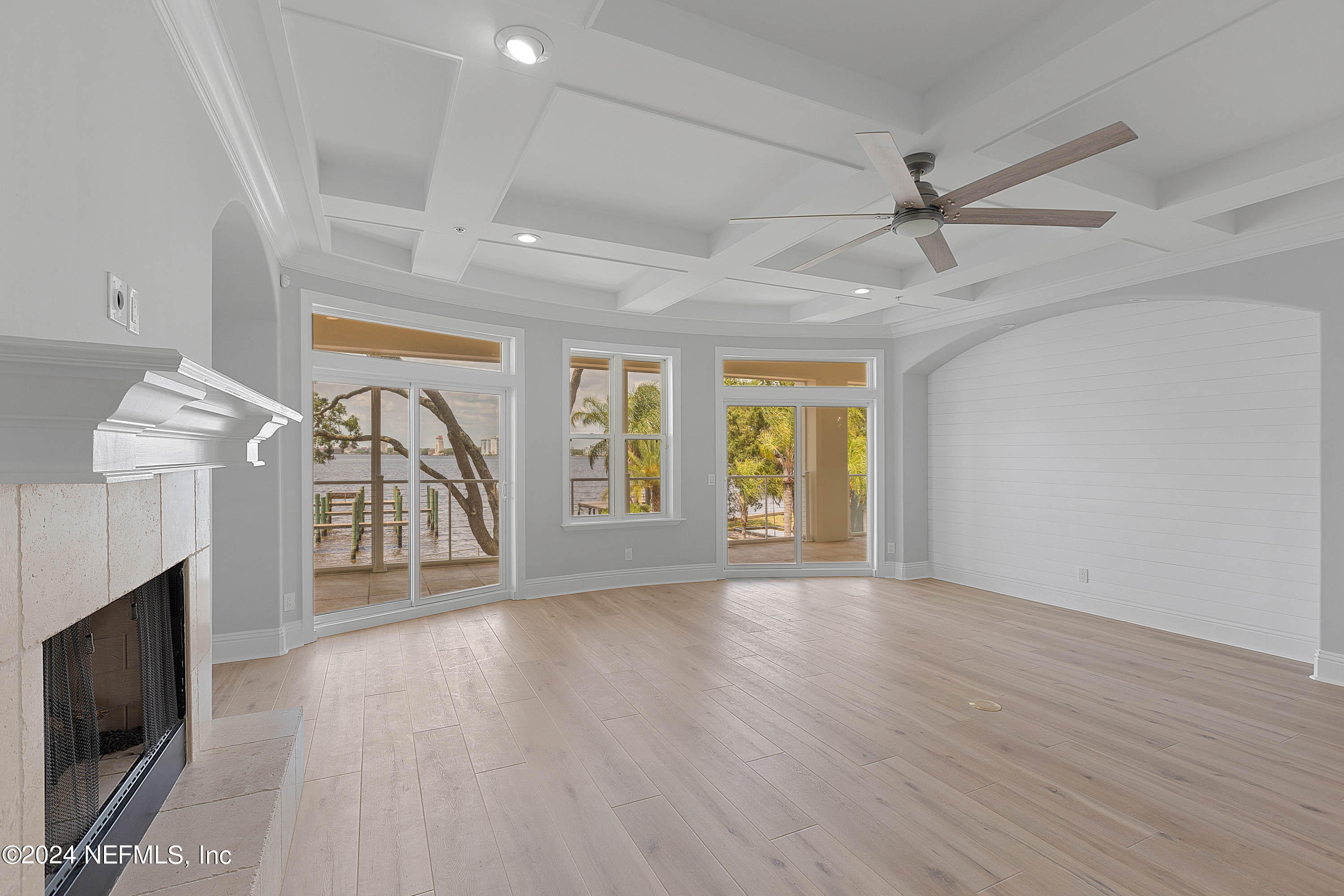 1616 RIVER Road 105