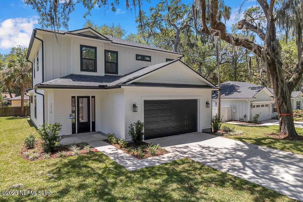 Jacksonville Beach, FL home for sale located at 522 10th Street N, Jacksonville Beach, FL 32250