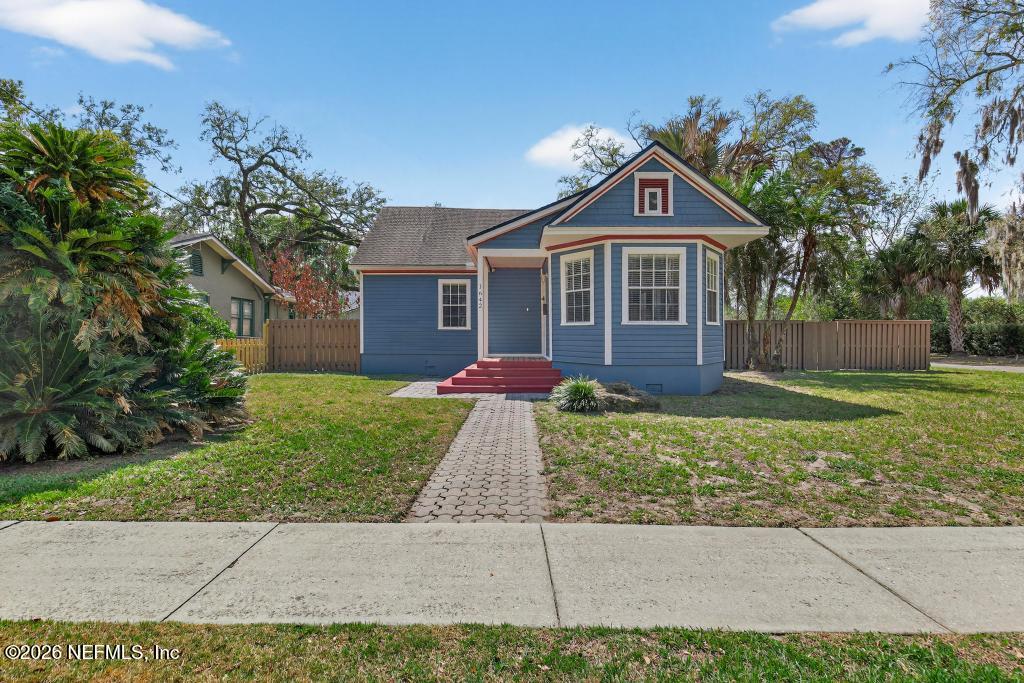 1642 GLENDALE Street