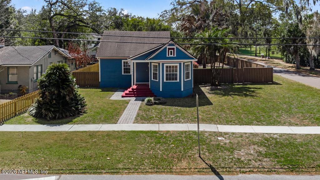 1642 GLENDALE Street