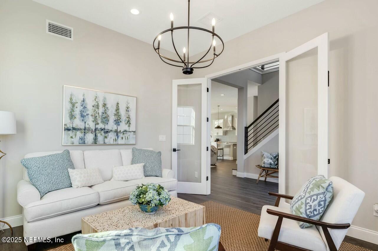 238 S RIVERWALK Drive