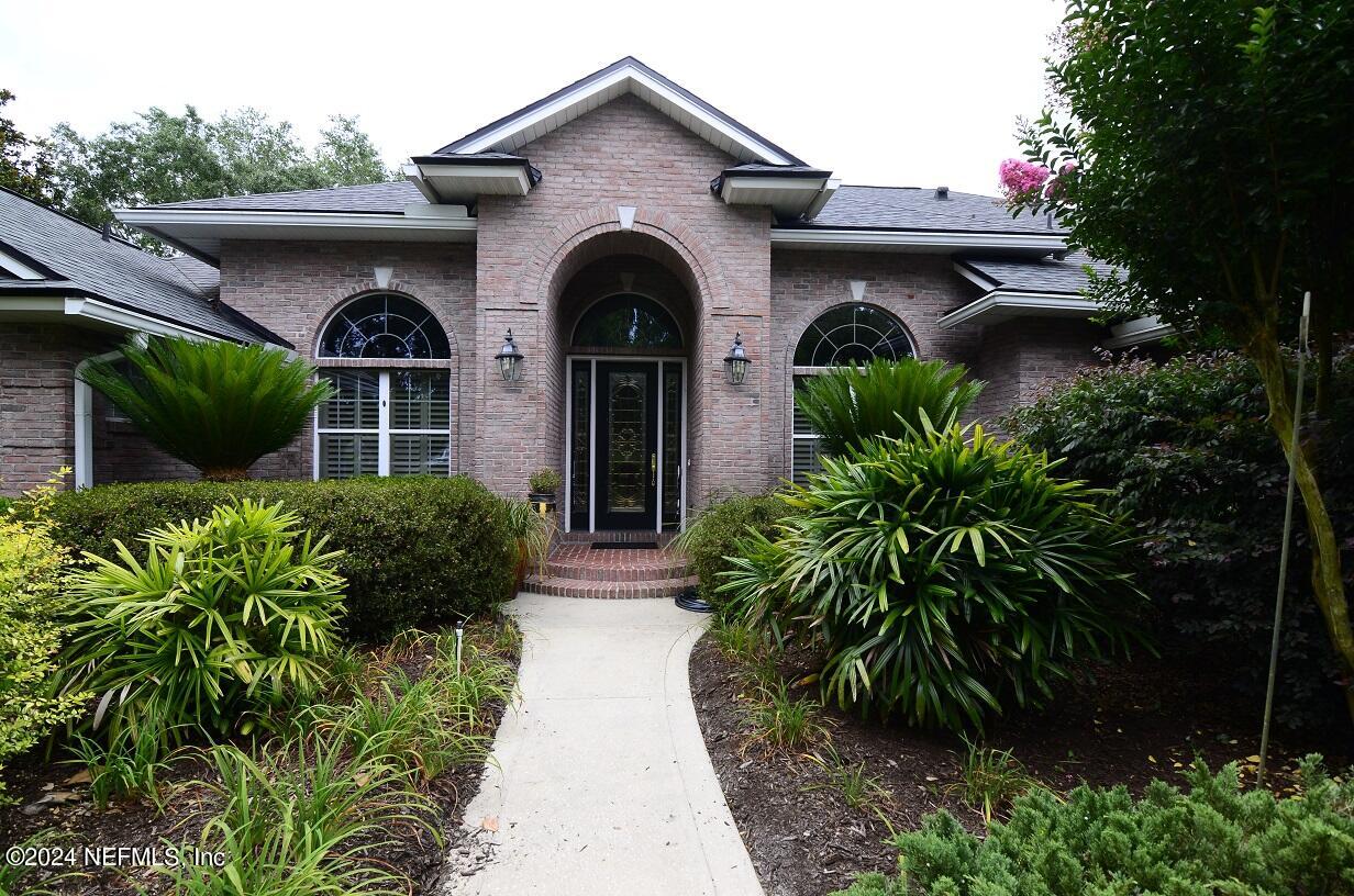 1200 EDGEWATER Drive