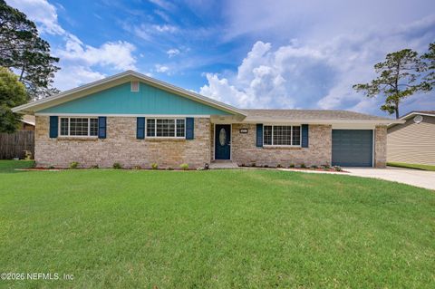 Photo of 4211 TIMBERLAKE Drive N, Jacksonville, FL 32257 (MLS # 2151203)