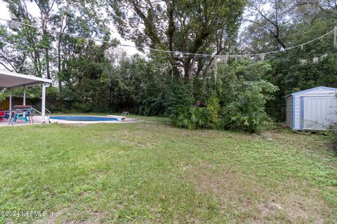 A home in Palatka