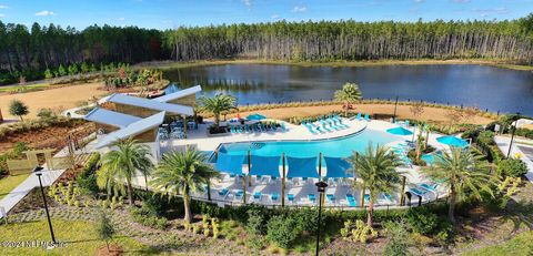 A home in Yulee