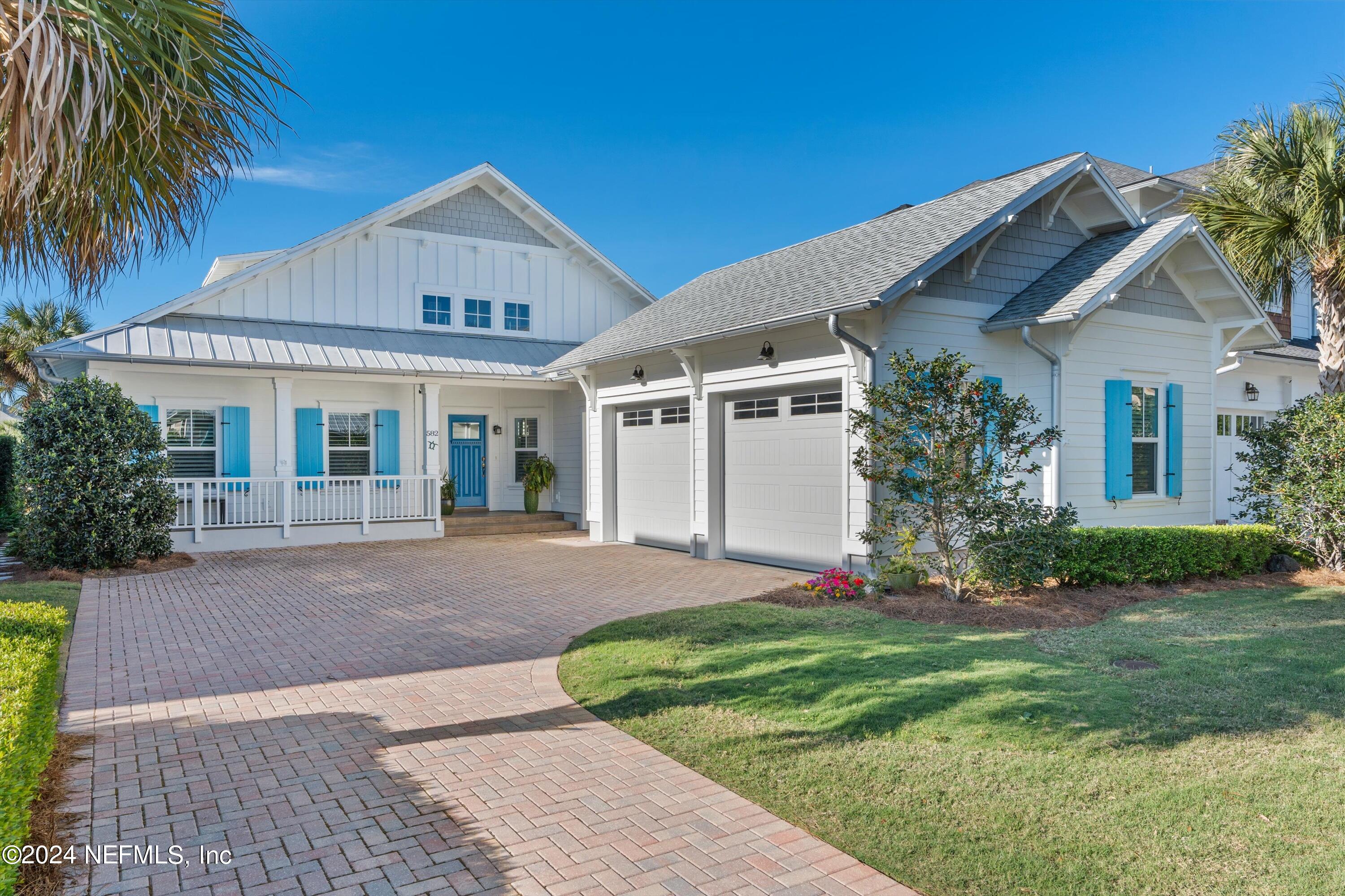 Atlantic Beach, FL home for sale located at 582 Coastal Oak Lane, Atlantic Beach, FL 32233