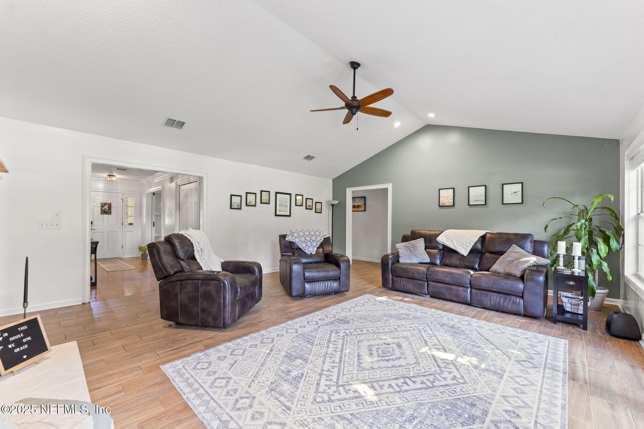 1565 ROYAL FERN Lane