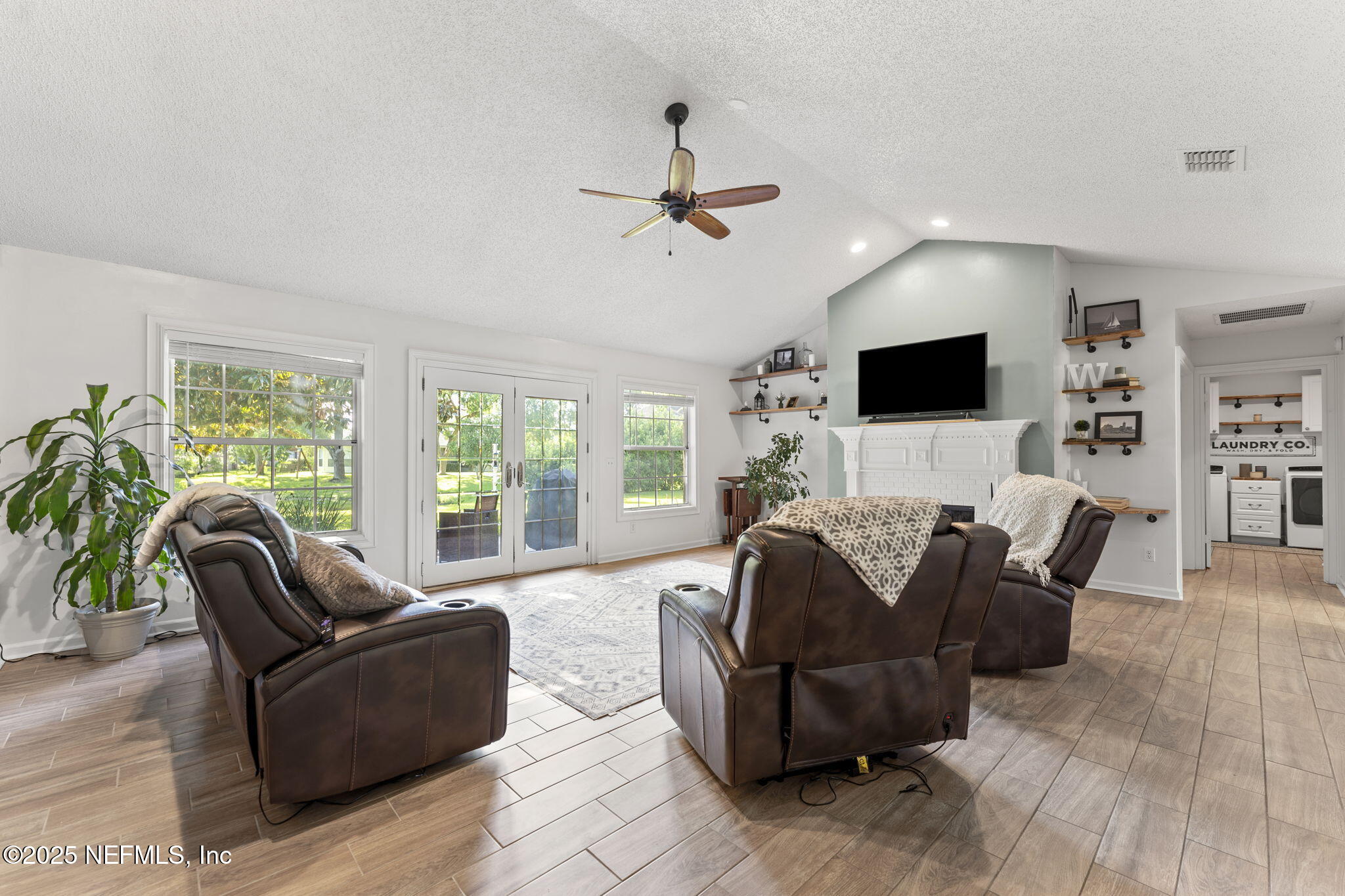 1565 ROYAL FERN Lane