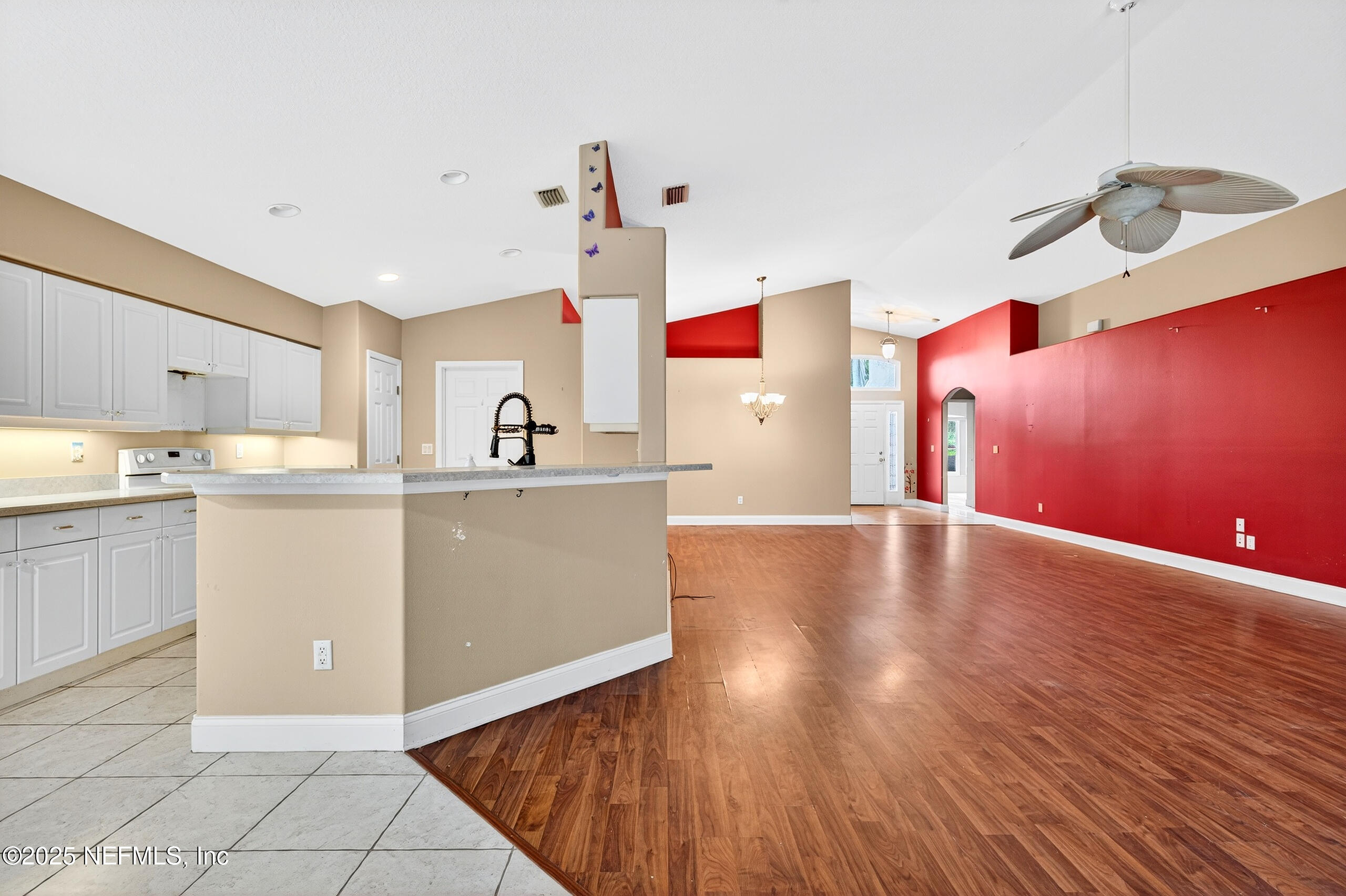 1419 ARECA PALM Drive