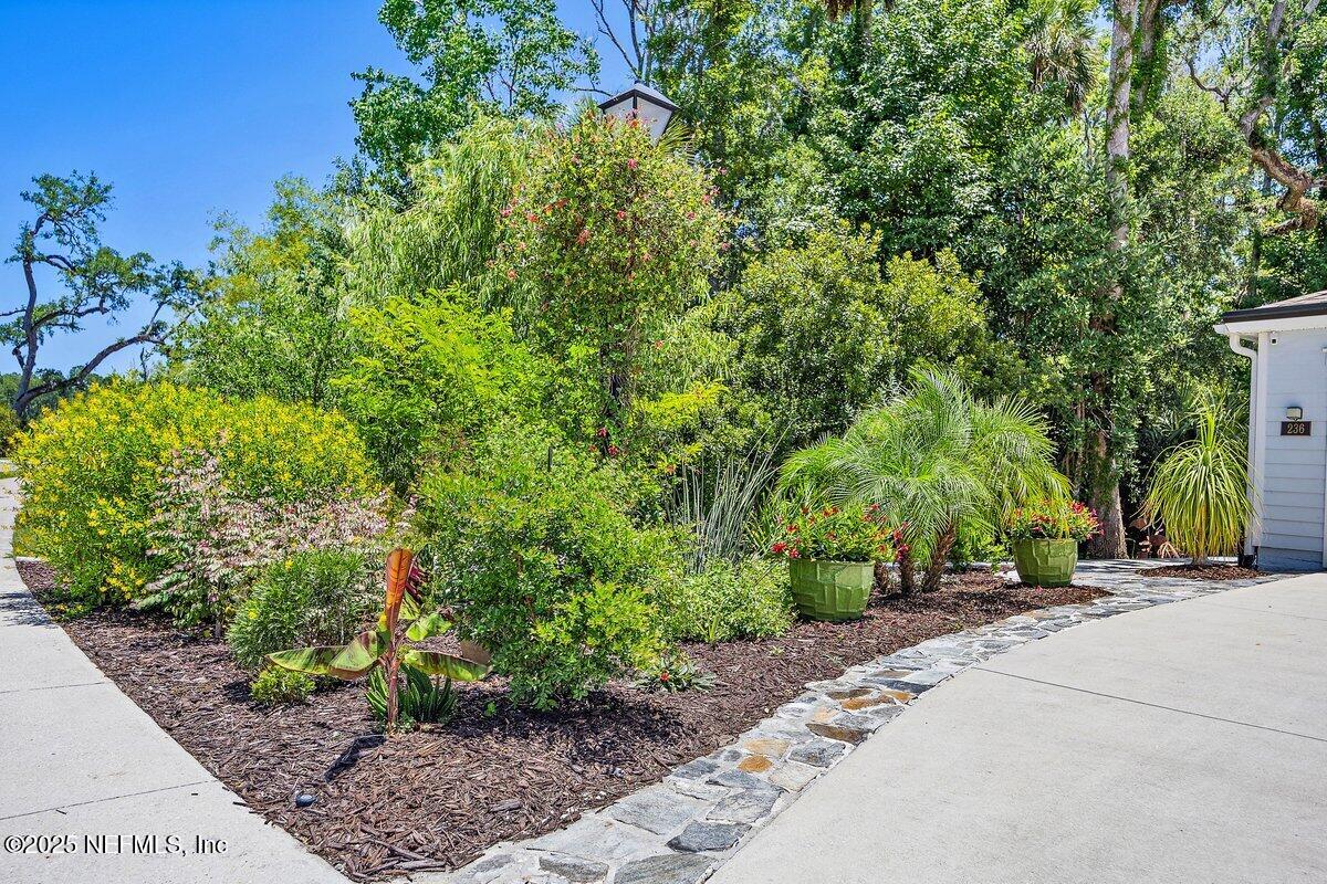 236 CHASEWOOD Drive