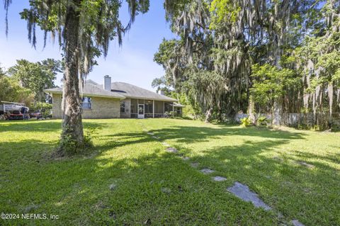 A home in Middleburg