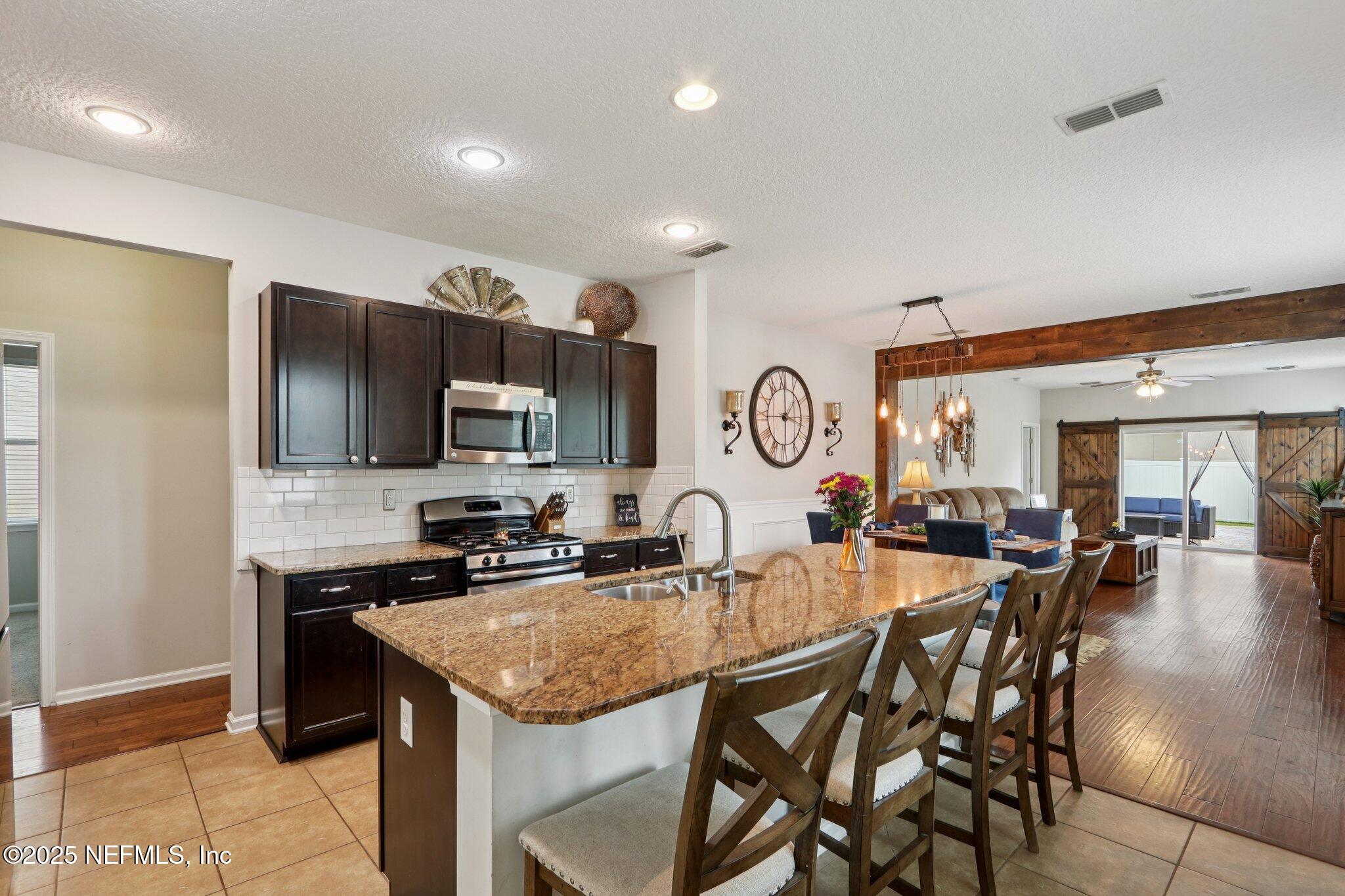 149 HOWLAND Drive
