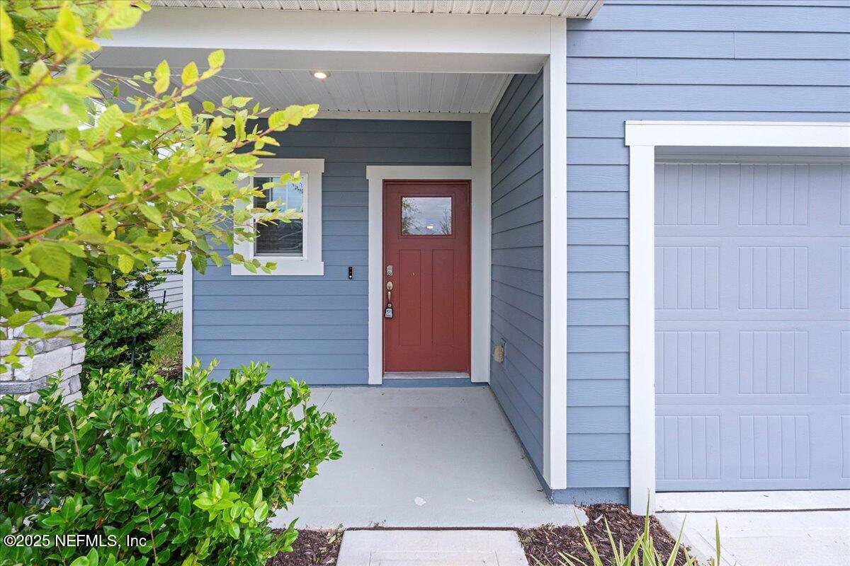 160 MEADOW CREEK Drive