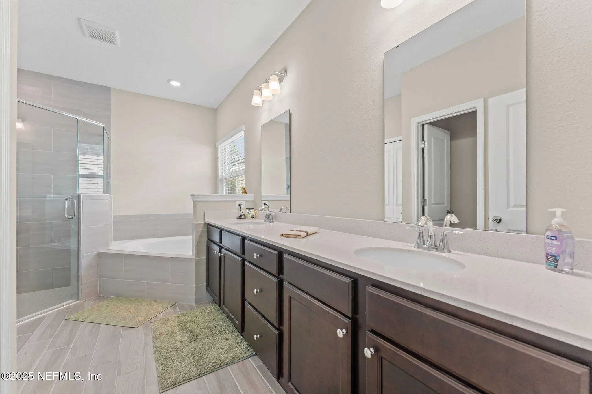 Green Cove Springs, Florida 32043, United States, 3 Bedrooms Bedrooms, ,2 BathroomsBathrooms,Residential,Active,188951