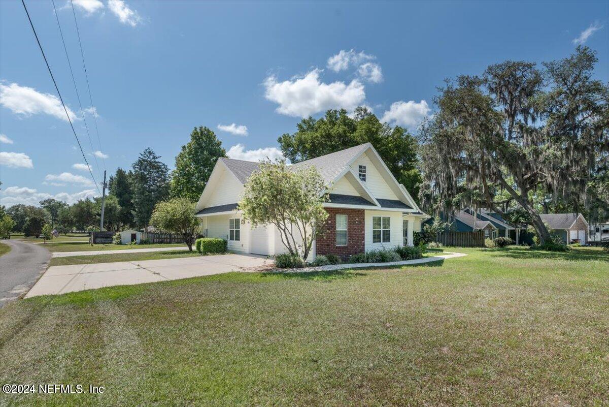 Keystone Heights, FL home for sale located at 3501 State Road 21, Keystone Heights, FL 32656