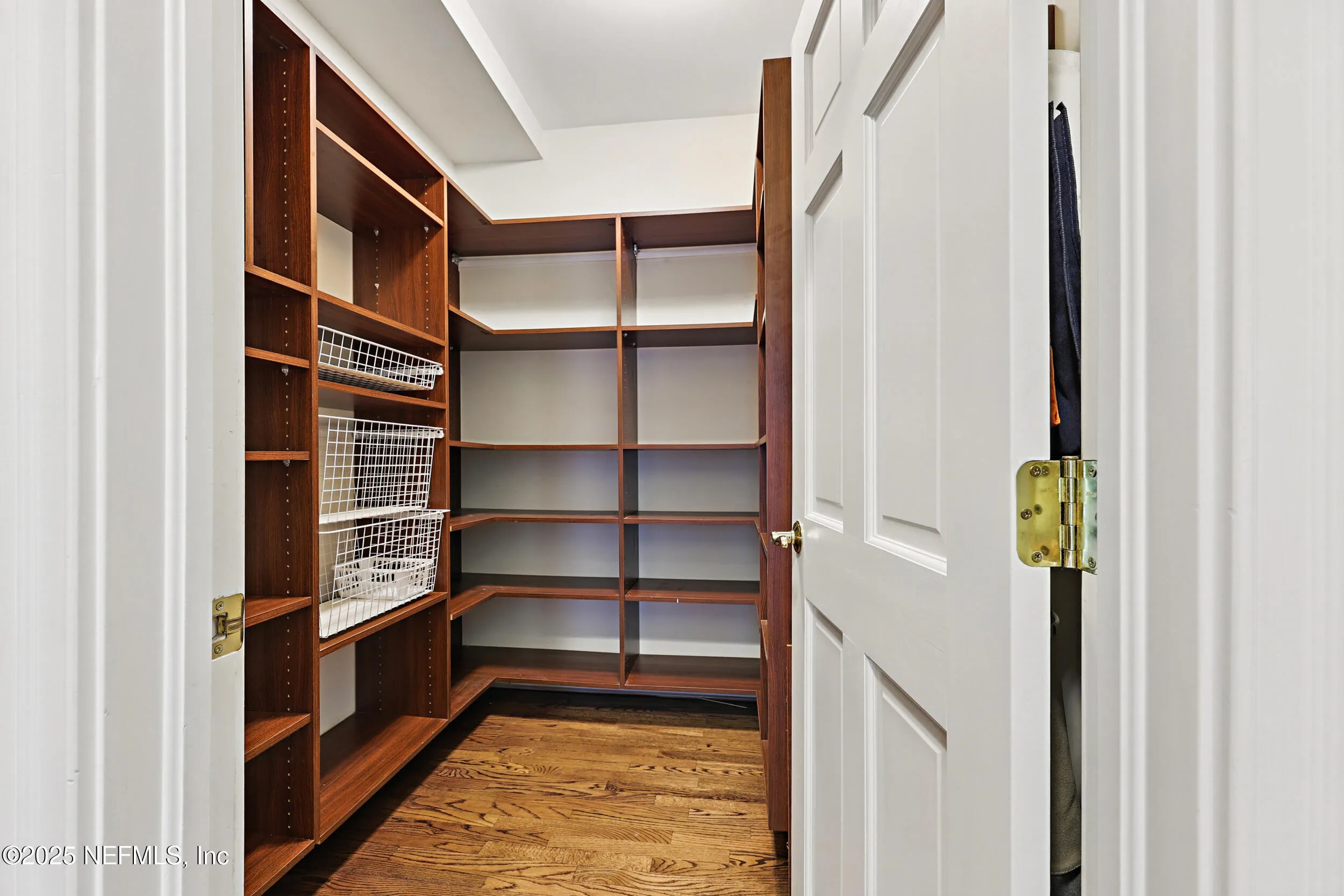 Jacksonville, Florida 32217, United States, 4 Bedrooms Bedrooms, ,4 BathroomsBathrooms,Residential,Active,111929