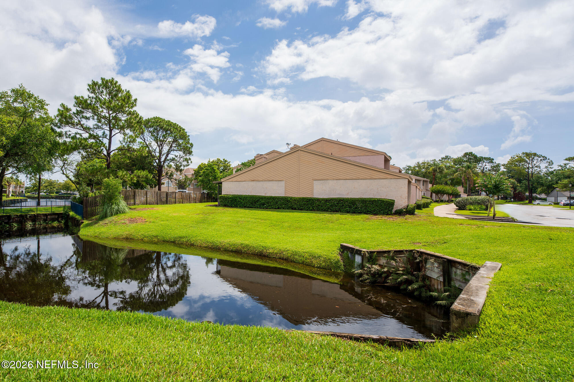 2131 SEA HAWK Drive