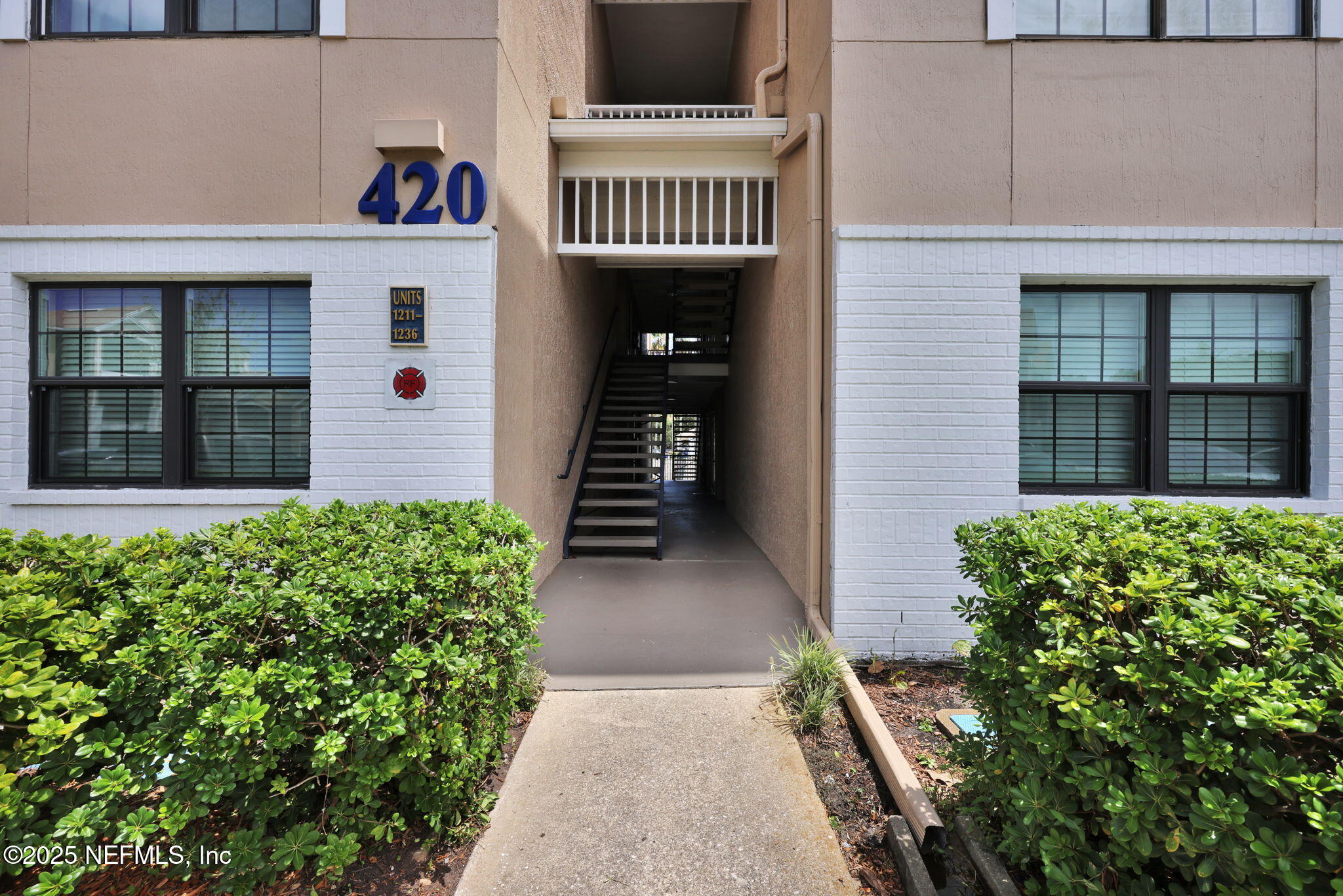 420 TIMBERWALK Court 1233