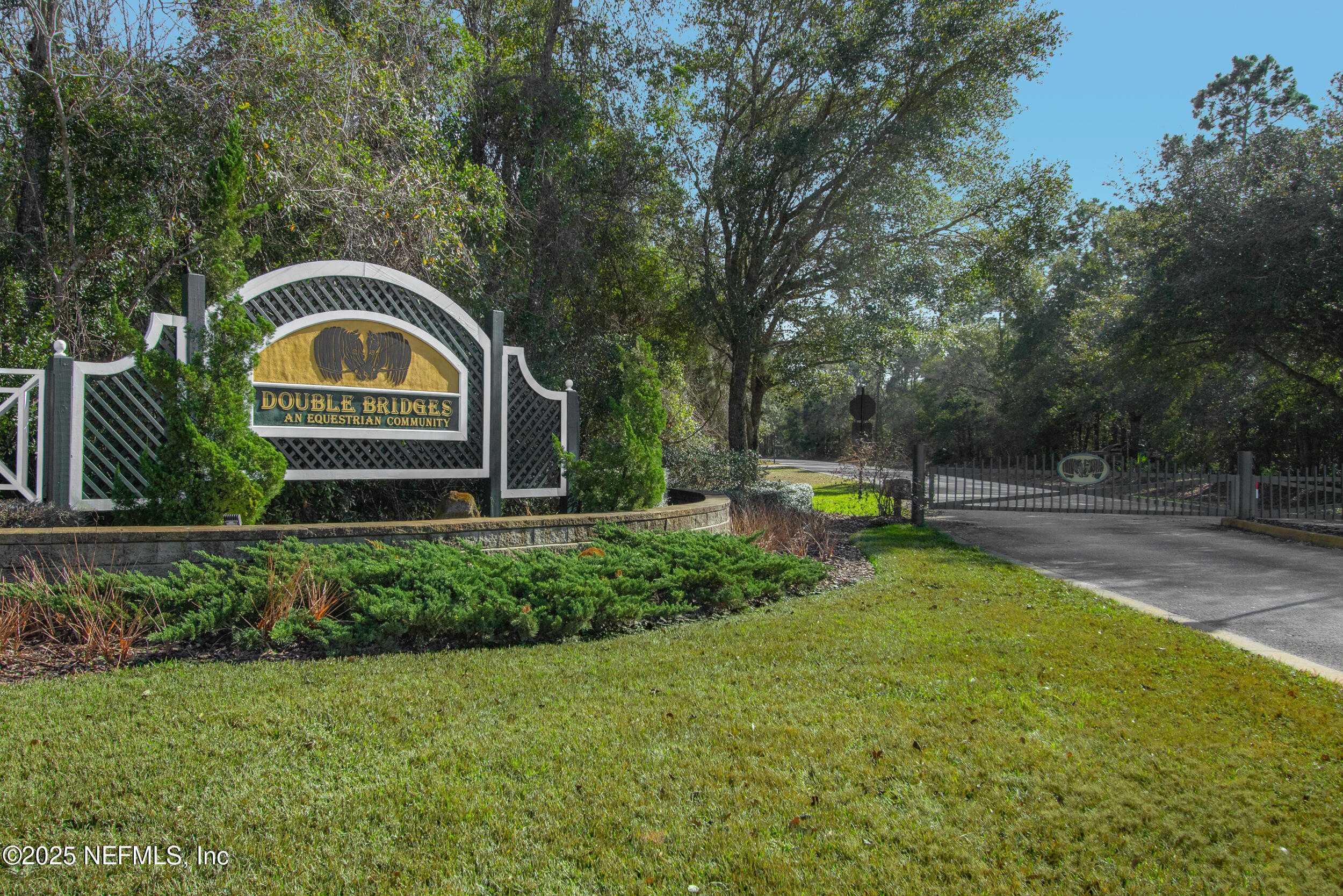 220 DARK HORSE Lane