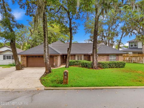 Photo of 2263 OAK FOREST Drive, Jacksonville Beach, FL 32250 (MLS # 2145362)