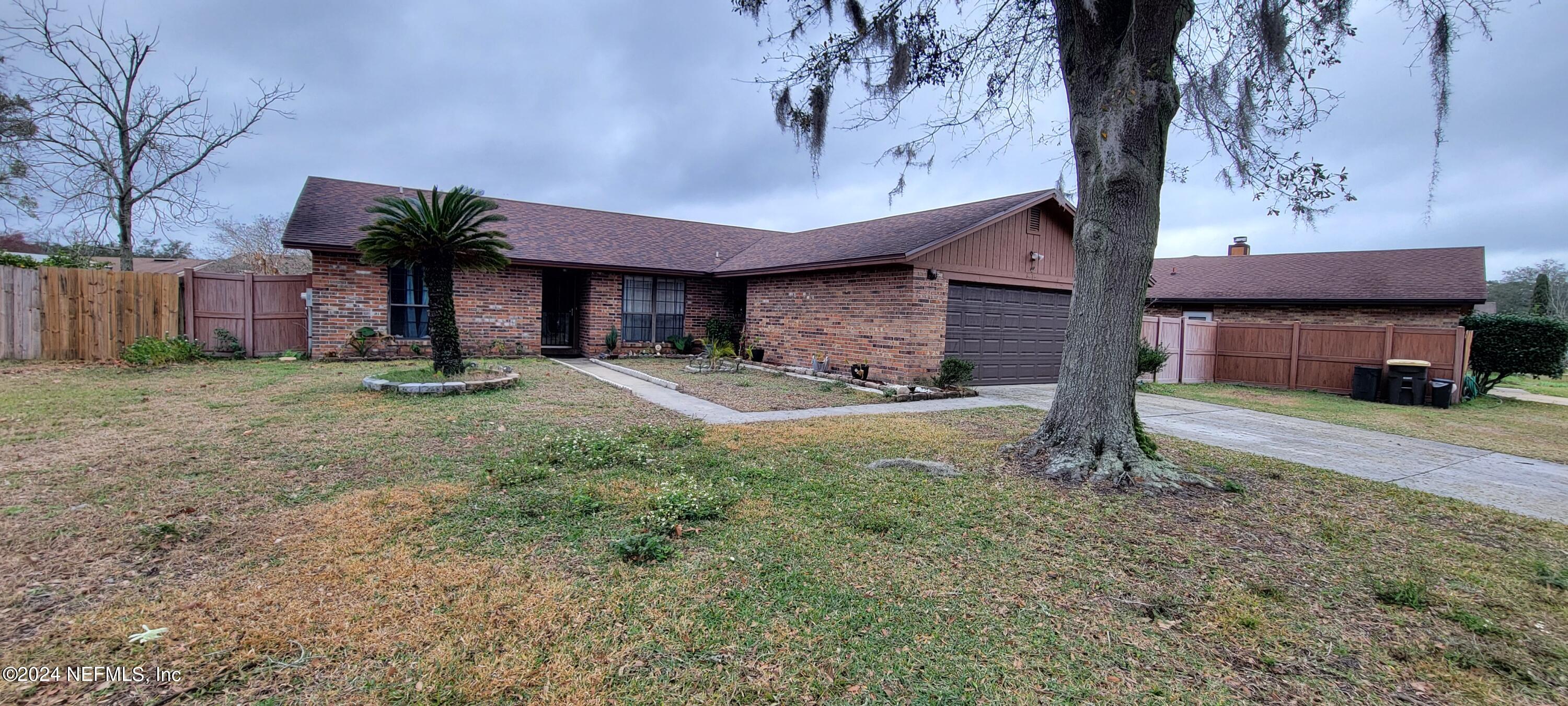 Jacksonville, FL home for sale located at 6278 CRANBERRY Lane W, Jacksonville, FL 32244