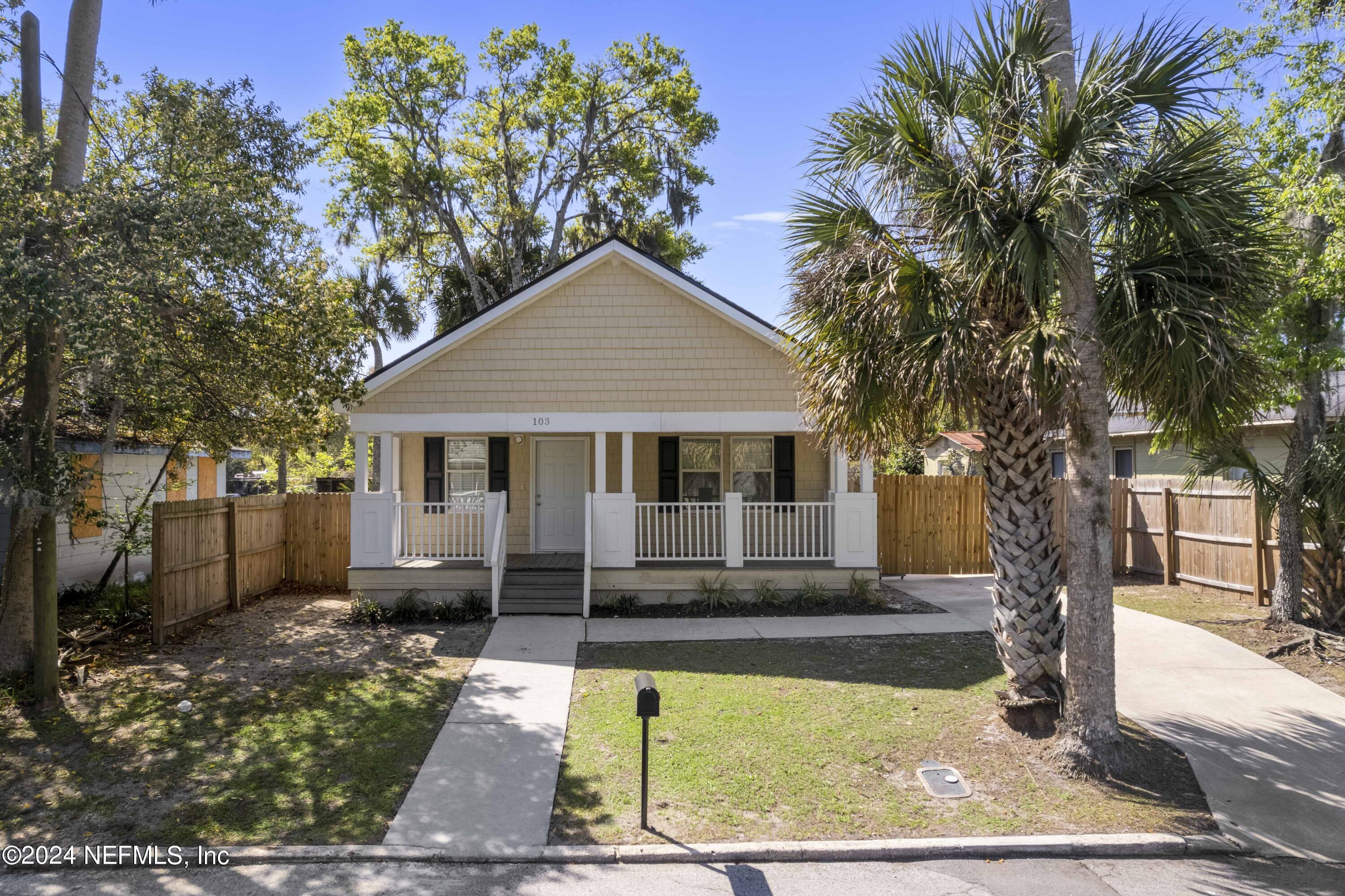 St Augustine, FL home for sale located at 103 Chapin Street, St Augustine, FL 32084