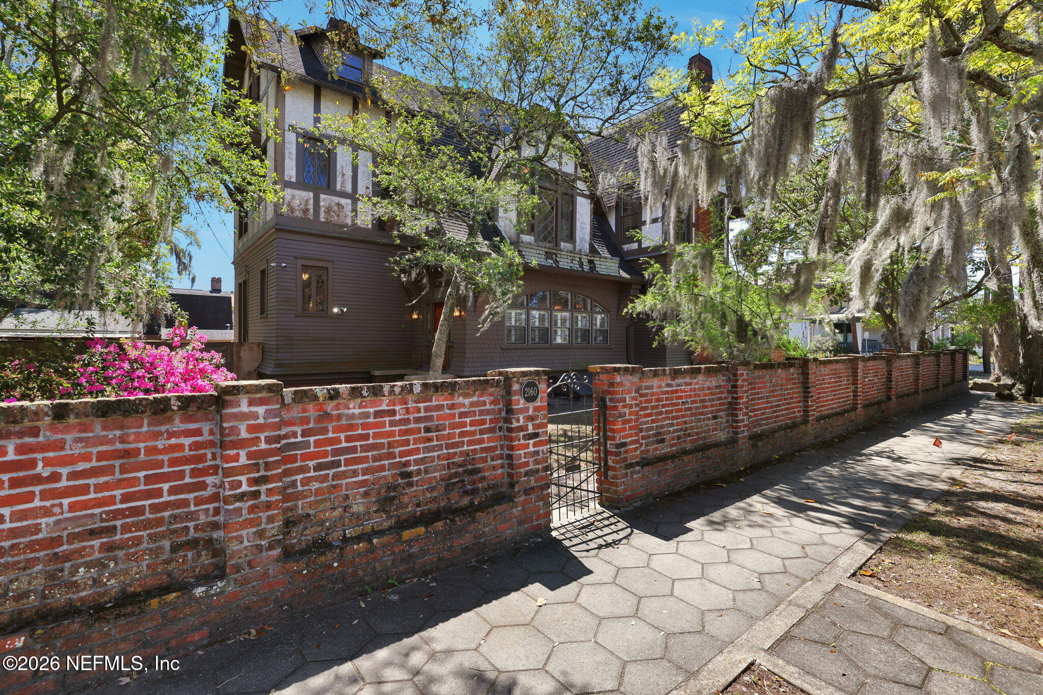 2160 OAK Street