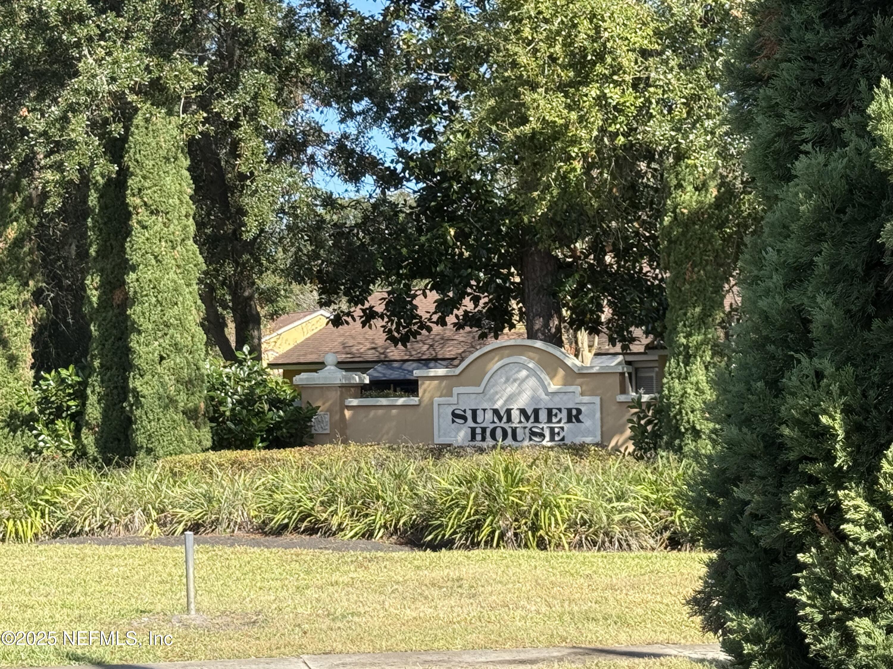 858 SHORELINE Circle