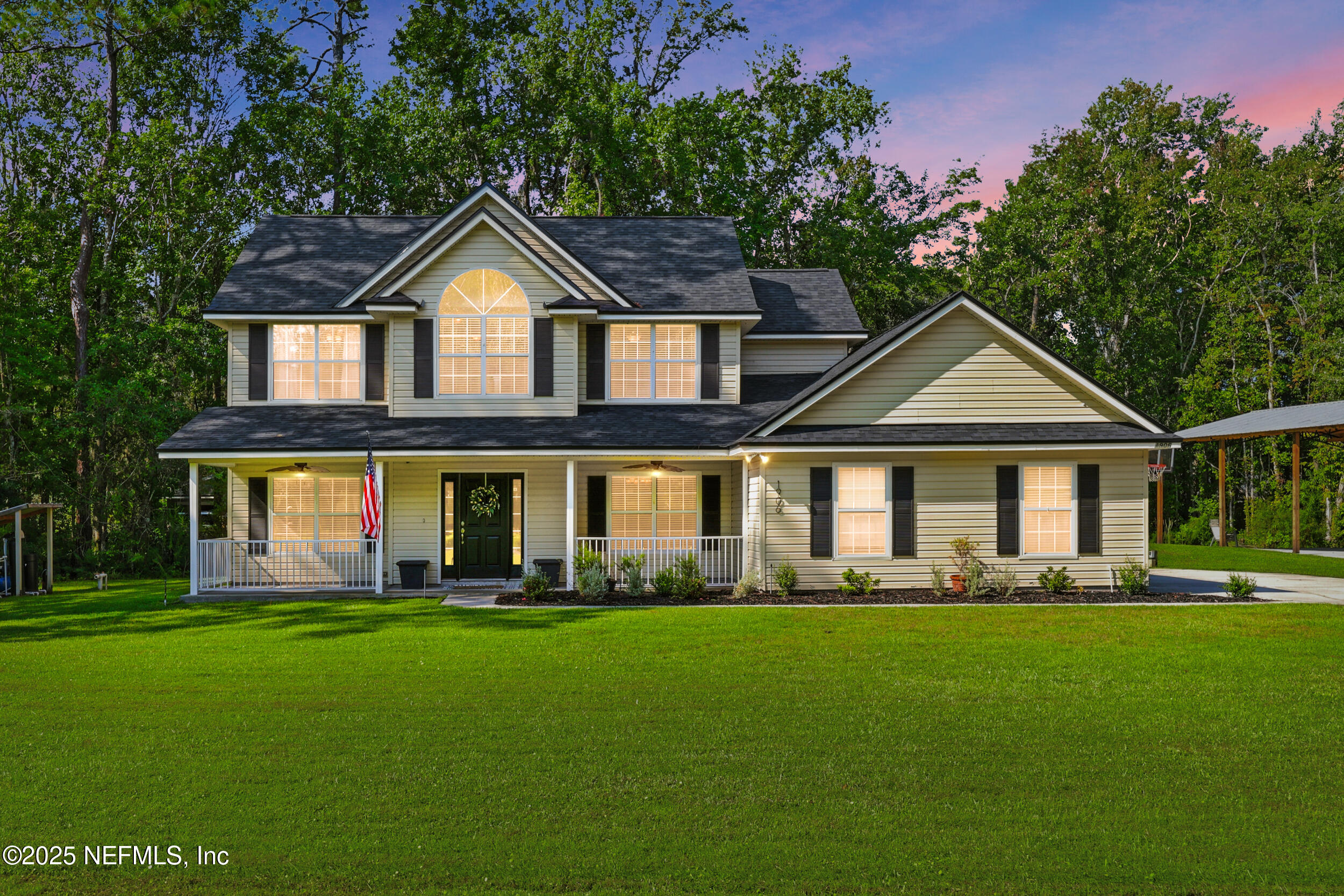 1906 VILLAGE RUN Place