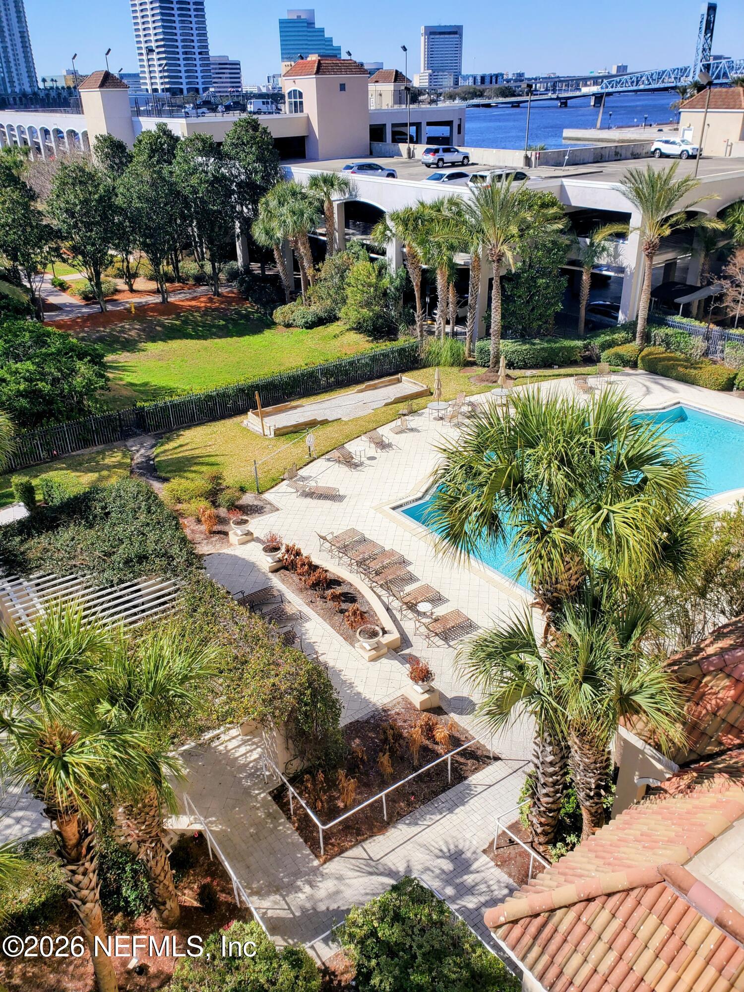400 E BAY Street 306