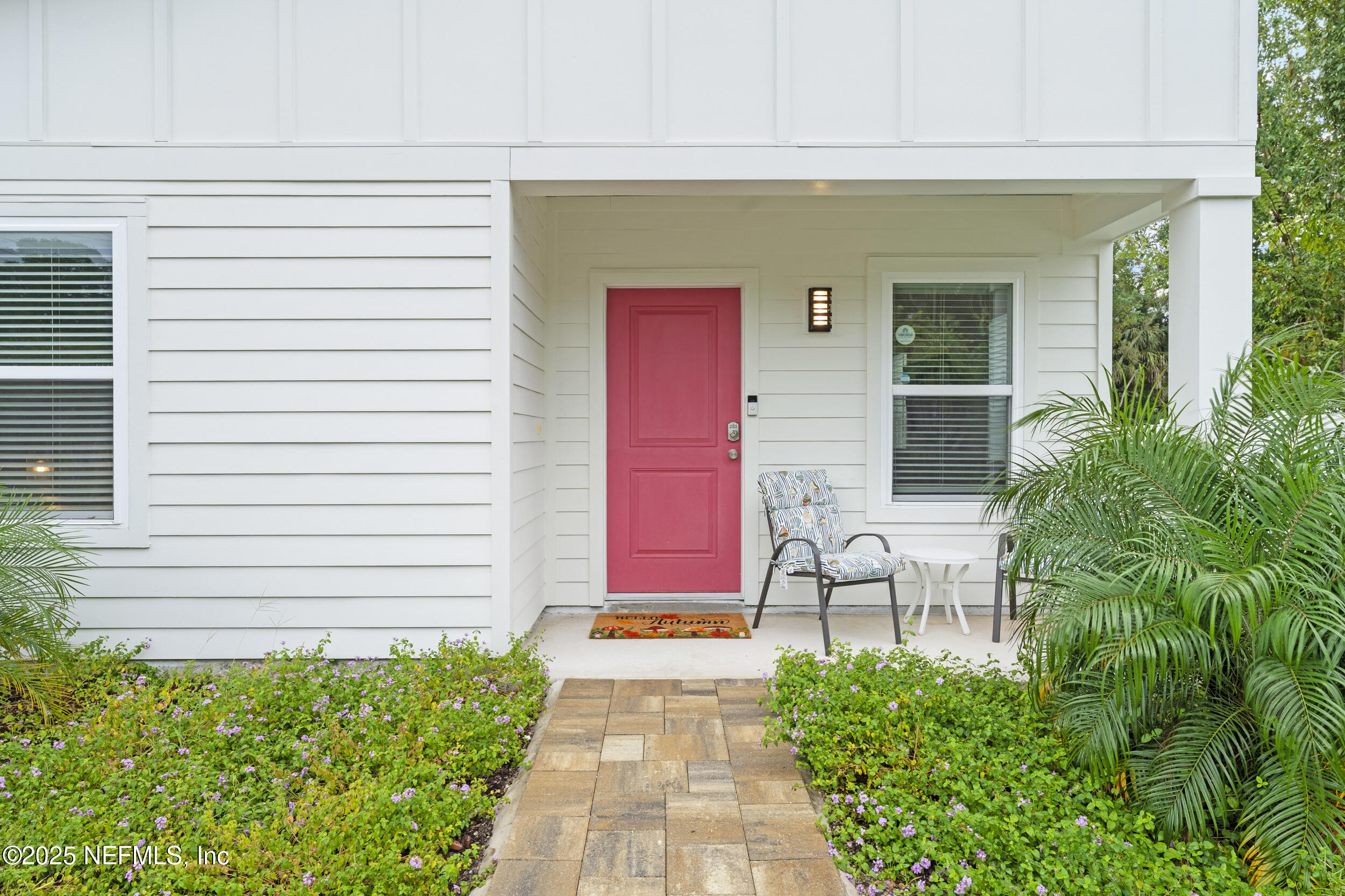 824 S RODRIQUEZ Street