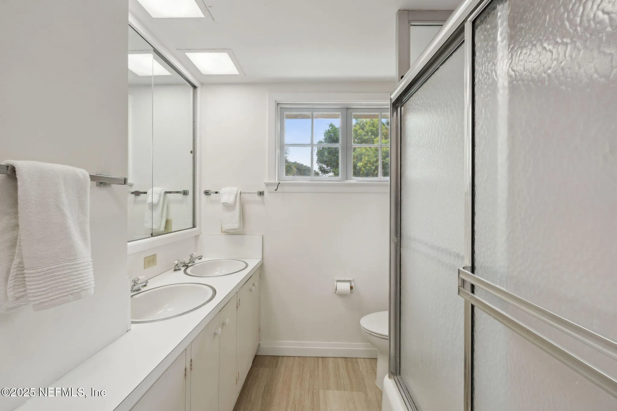 Jacksonville, Florida, 32205, United States, 4 Bedrooms Bedrooms, ,3 BathroomsBathrooms,Residential,Active,1929483